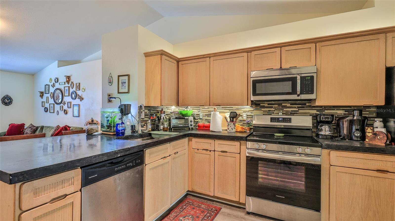 Image 11 of 54 For 2908 Nordman Avenue