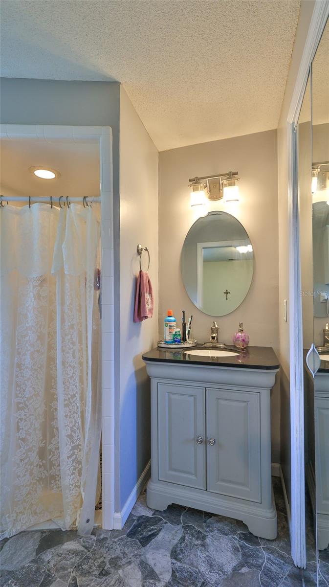 Image 19 of 54 For 2908 Nordman Avenue