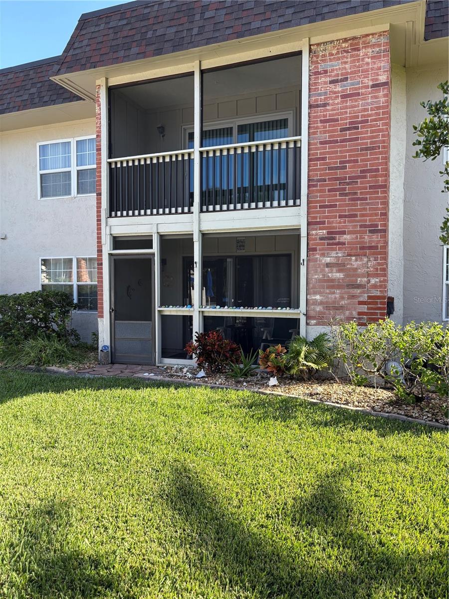 Image 24 of 33 For 3800 Saxon Drive 29c