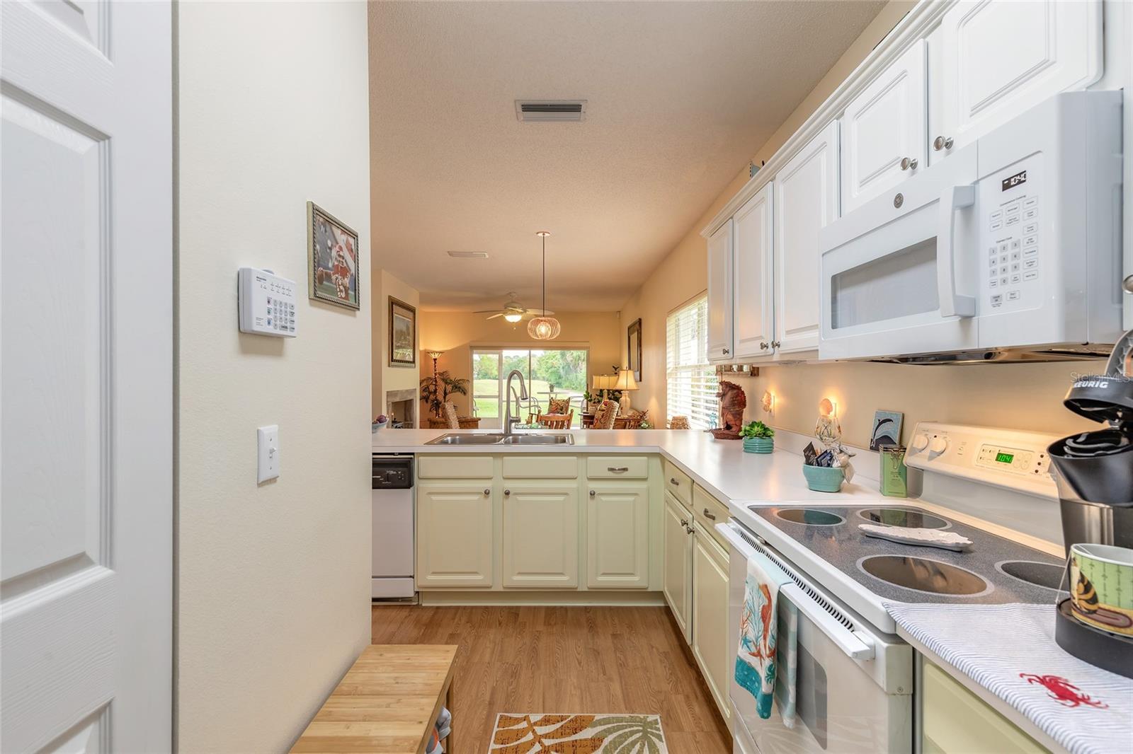 Image 7 of 27 For 1801 Turnbull Lakes Drive