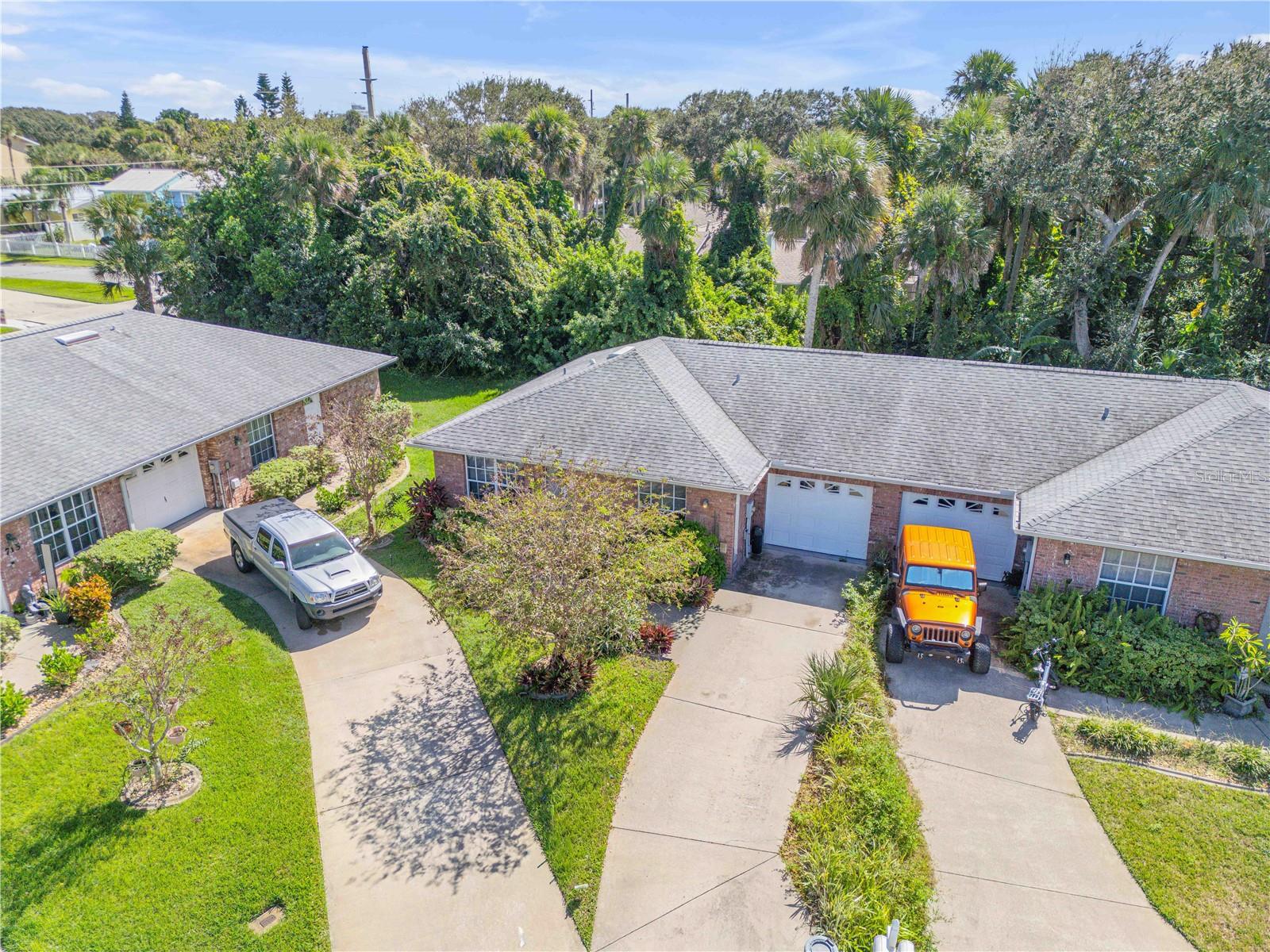 Image 38 of 47 For 711 River Oaks Circle