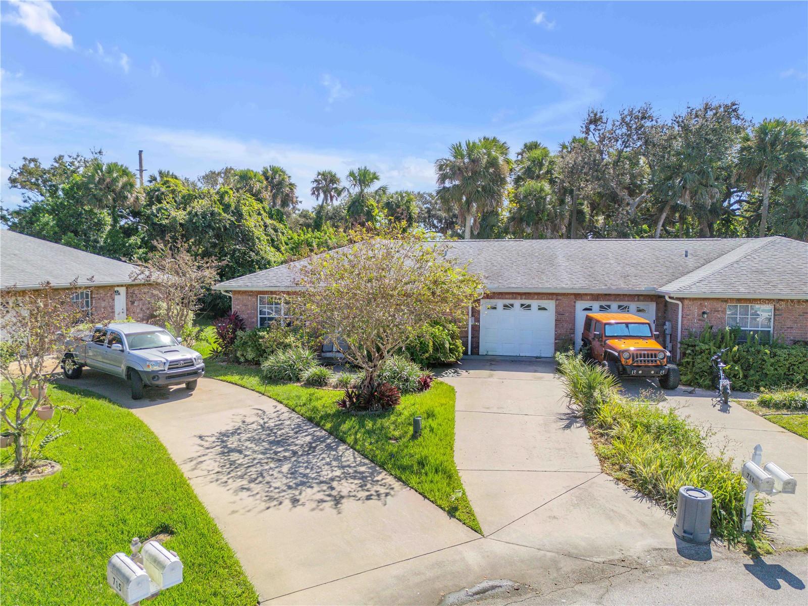 Image 40 of 47 For 711 River Oaks Circle