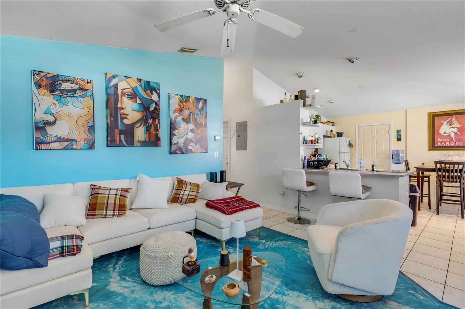 Image 6 of 47 For 711 River Oaks Circle