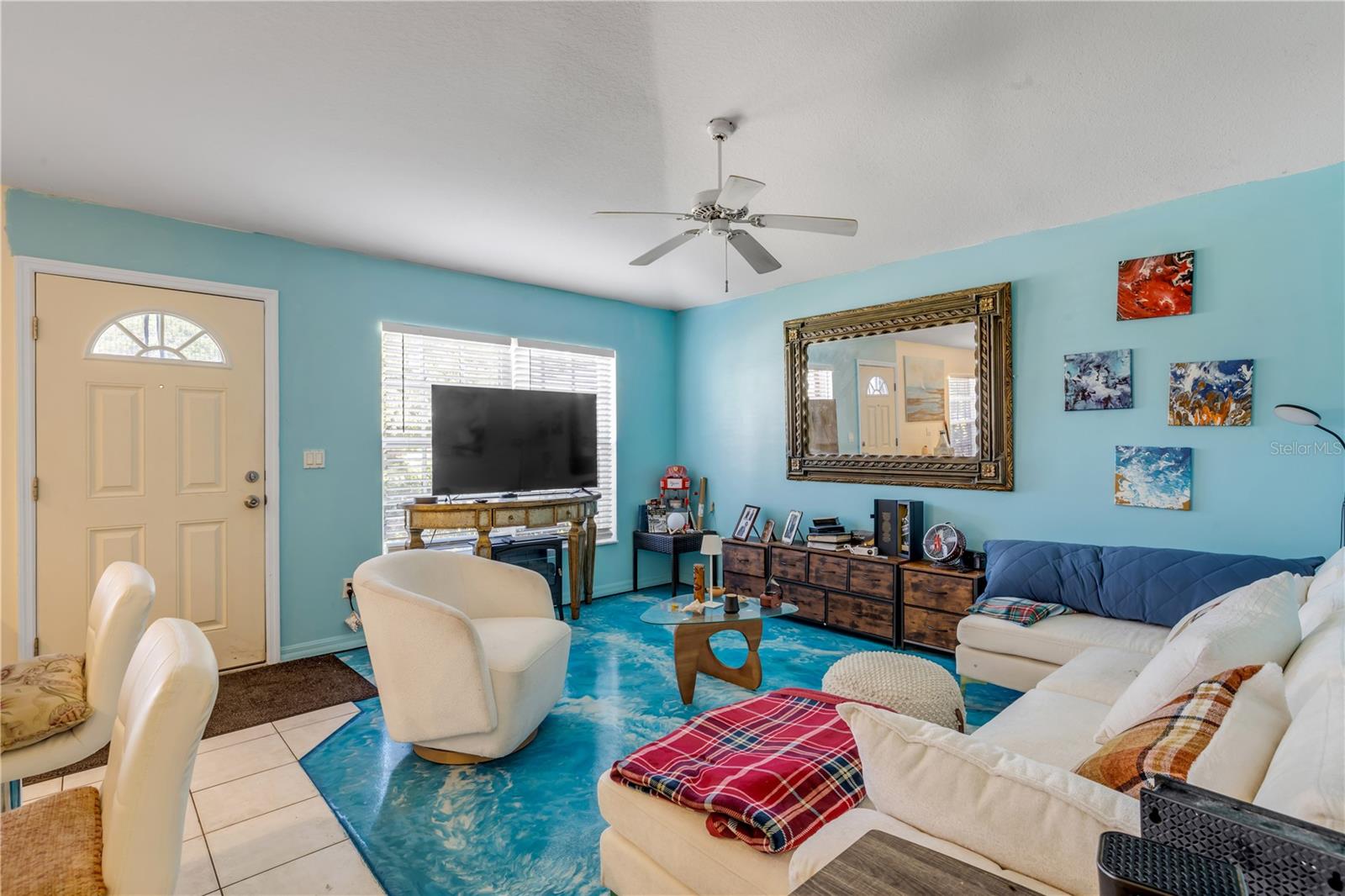 Image 7 of 47 For 711 River Oaks Circle