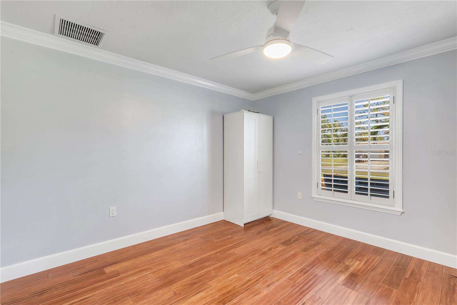 Image 13 of 72 For 798 Fairway Drive