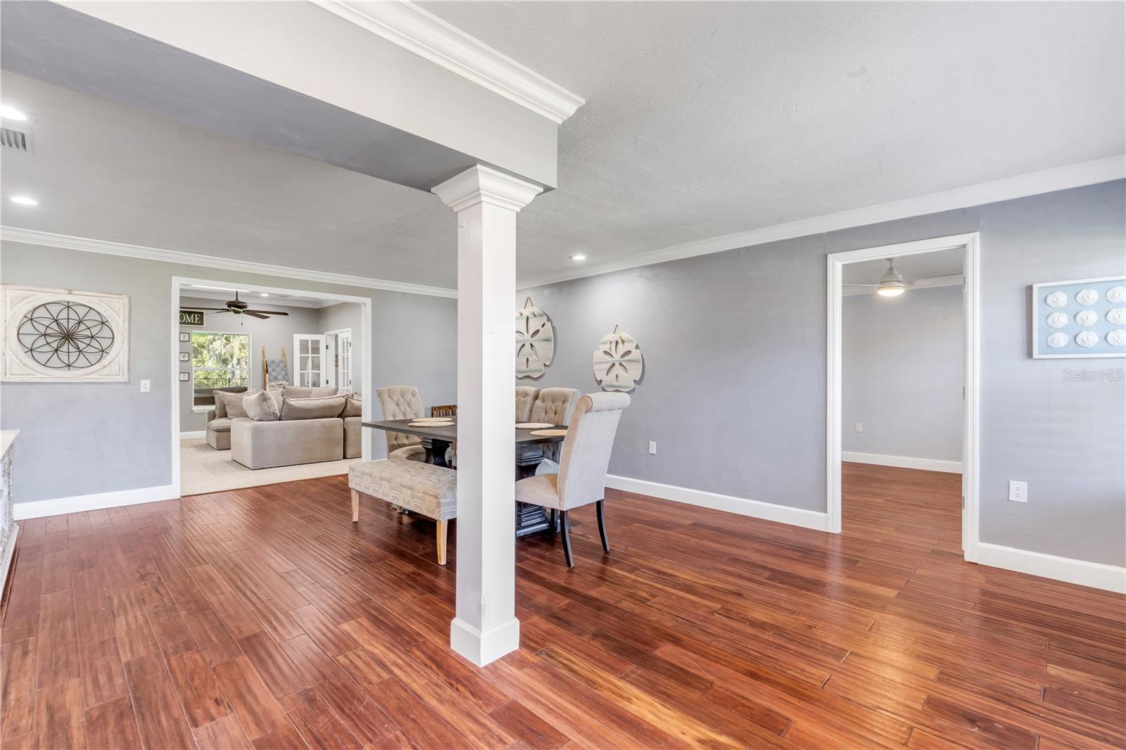 Image 4 of 72 For 798 Fairway Drive