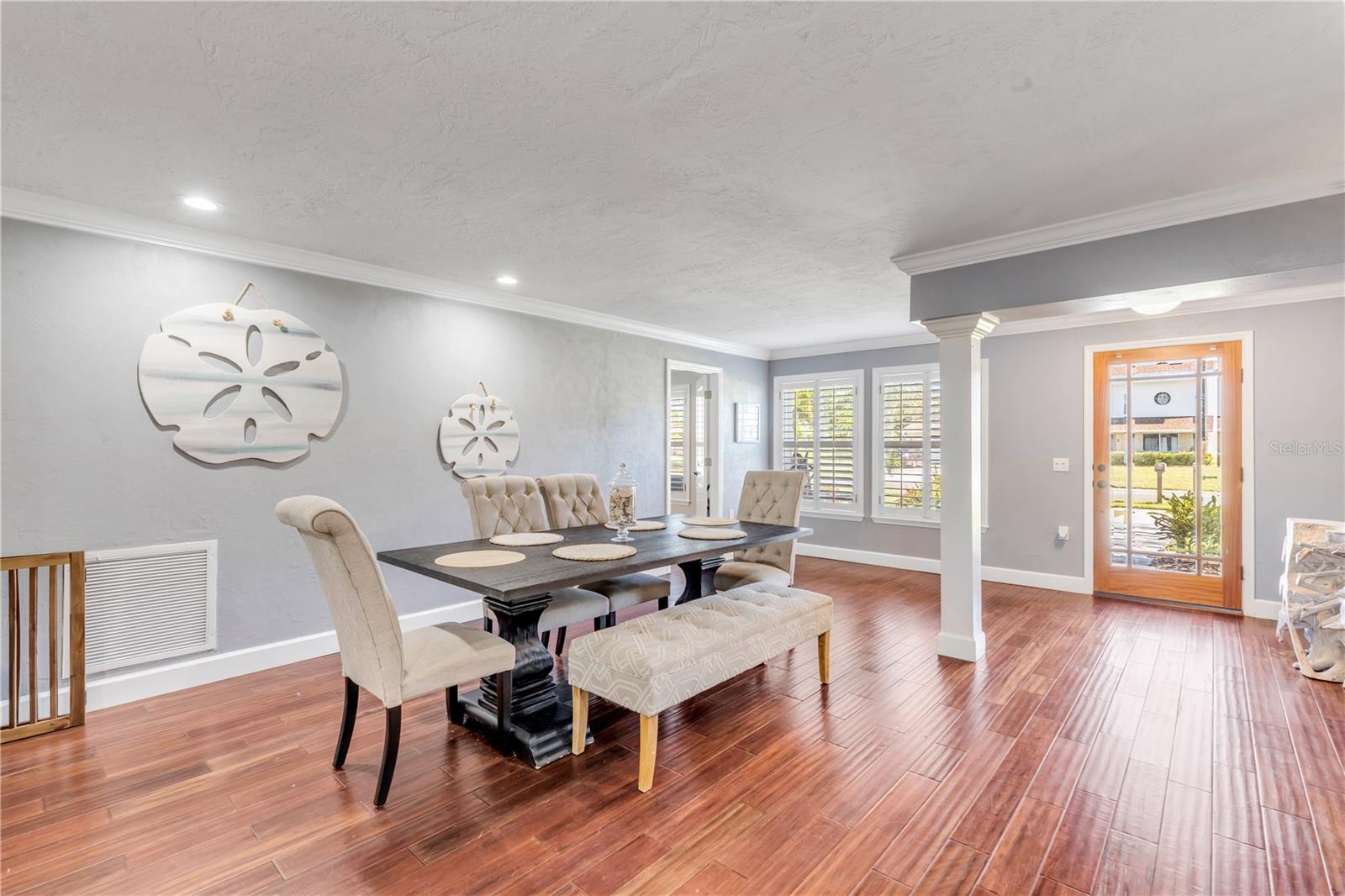 Image 7 of 72 For 798 Fairway Drive