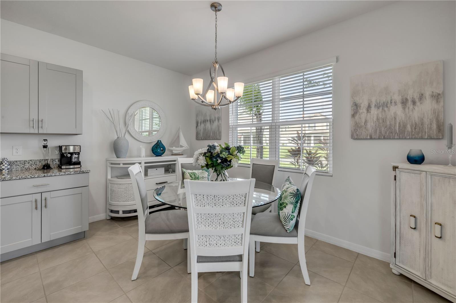 Image 14 of 41 For 3063 Meleto Boulevard