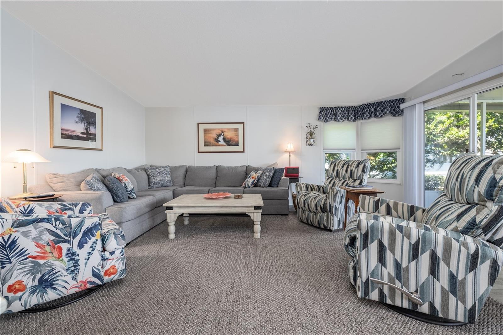 Image 13 of 32 For 815 Navigators Way