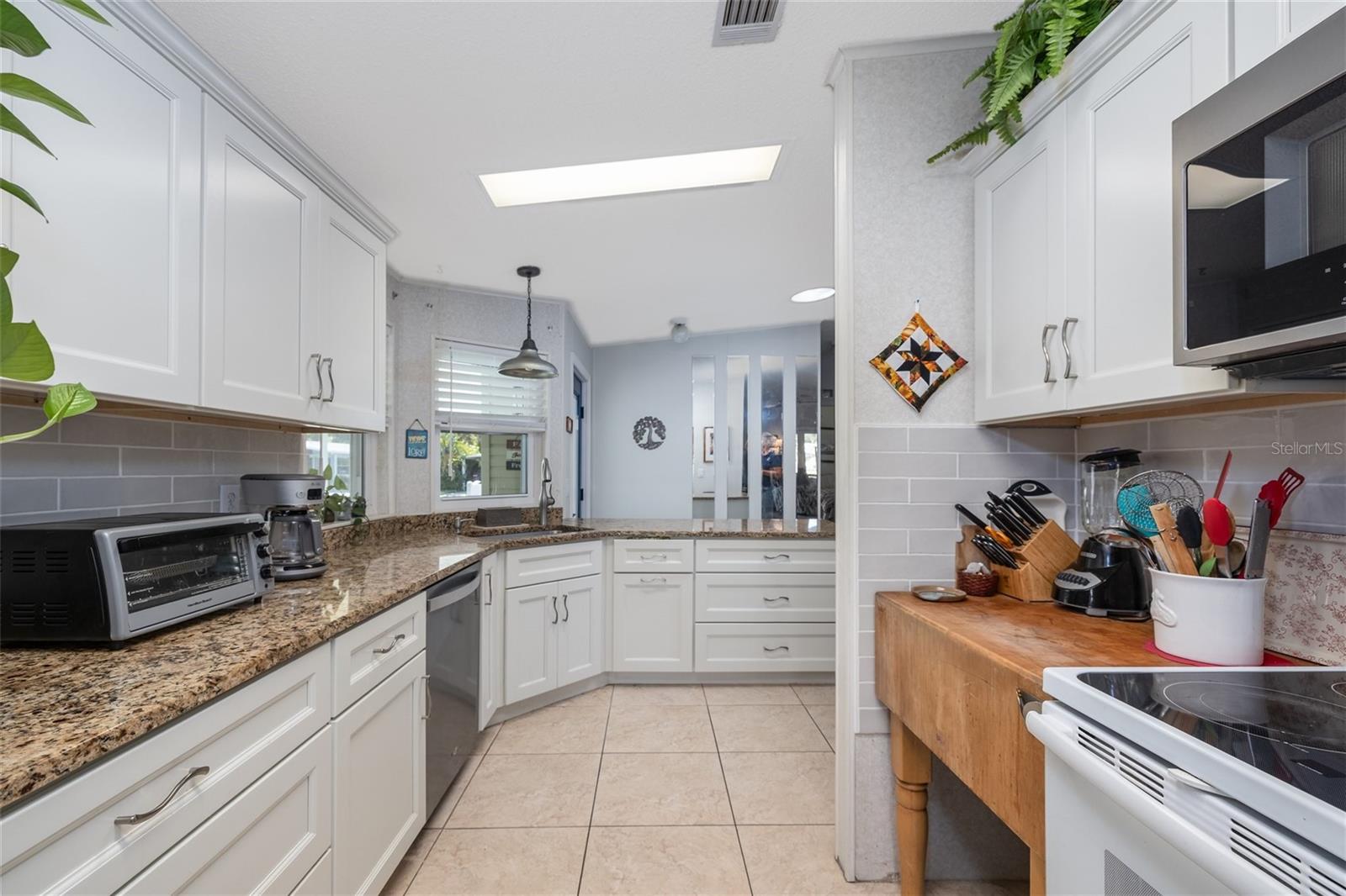 Image 21 of 32 For 815 Navigators Way