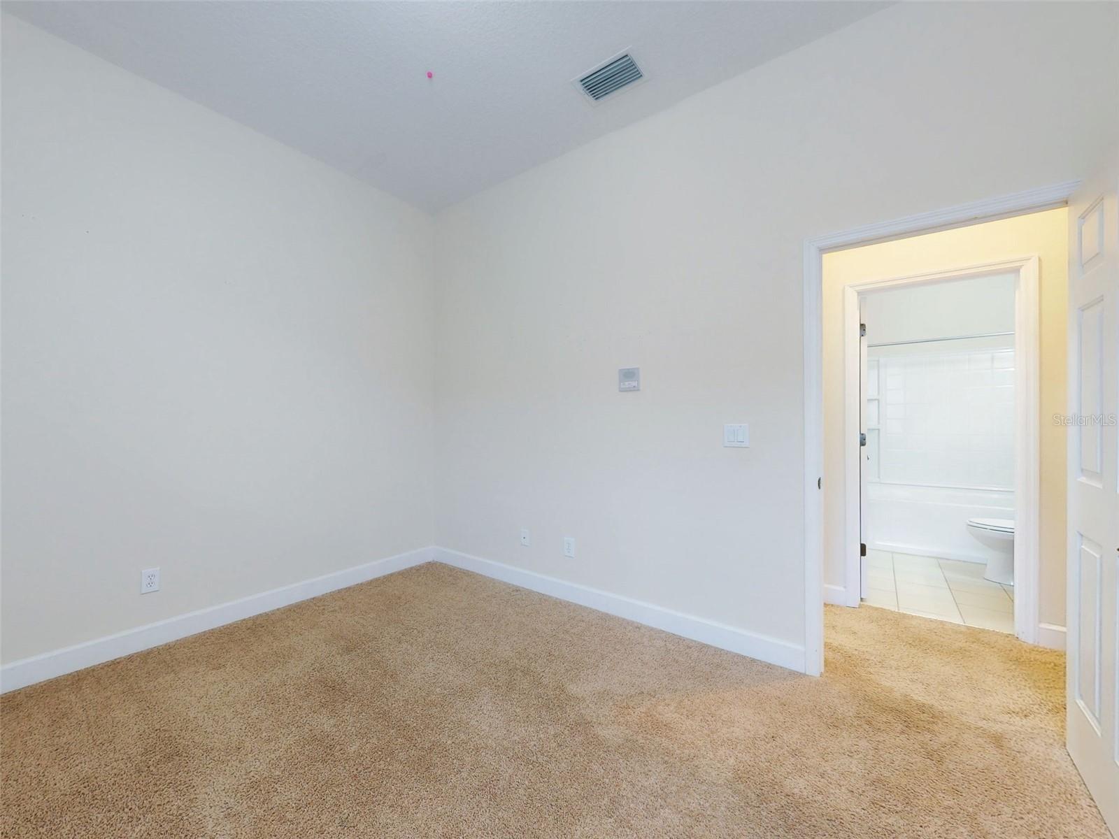 Image 31 of 50 For 6116 Clearsky Drive