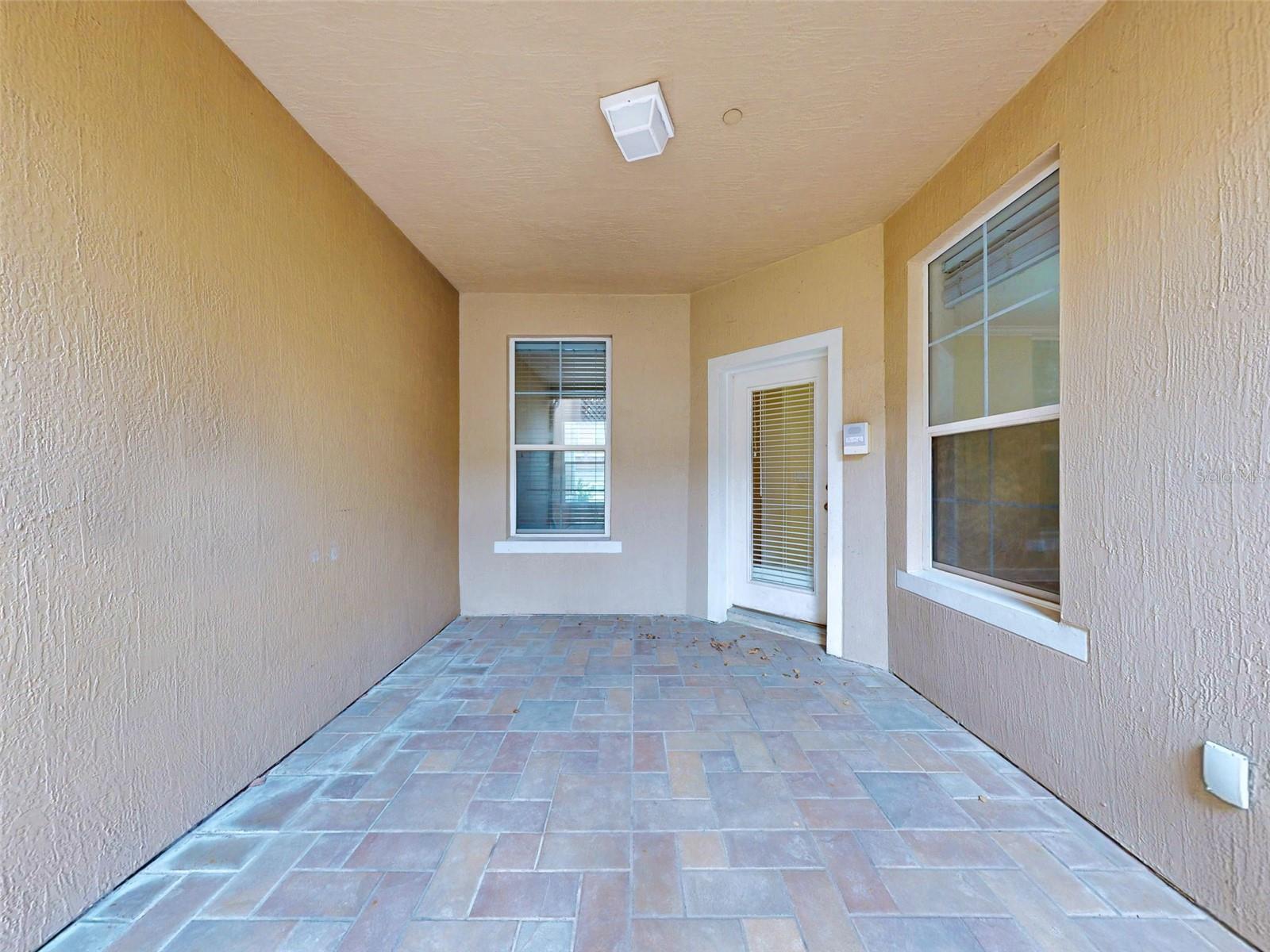 Image 33 of 50 For 6116 Clearsky Drive