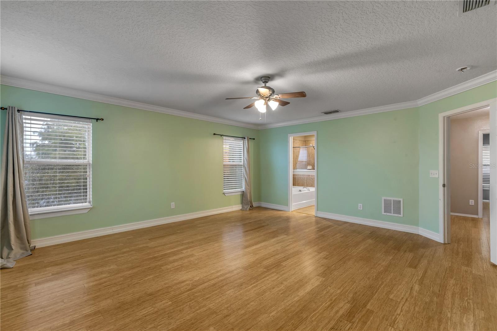 Image 34 of 67 For 2707 Atlantis Drive