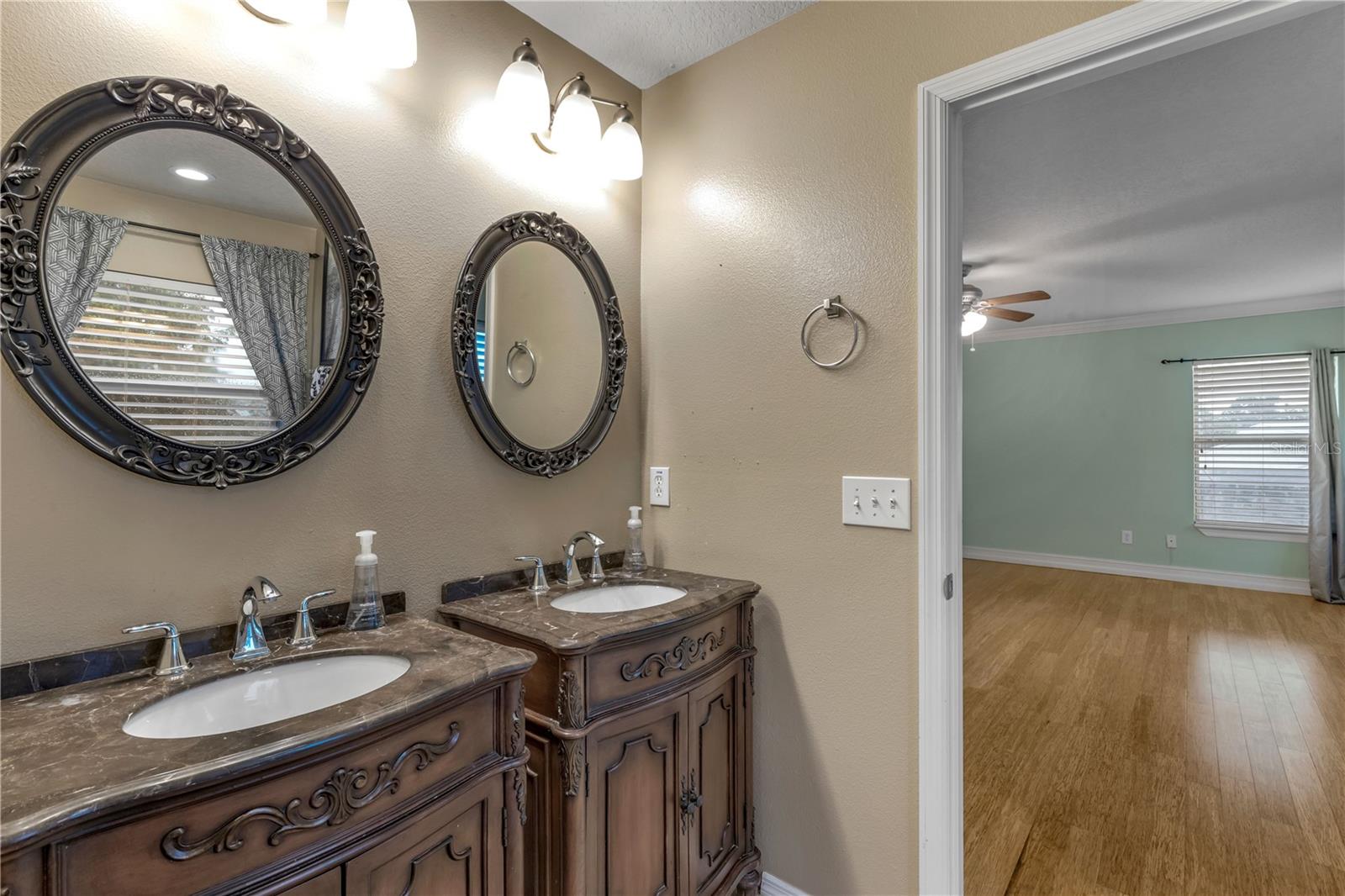 Image 40 of 67 For 2707 Atlantis Drive