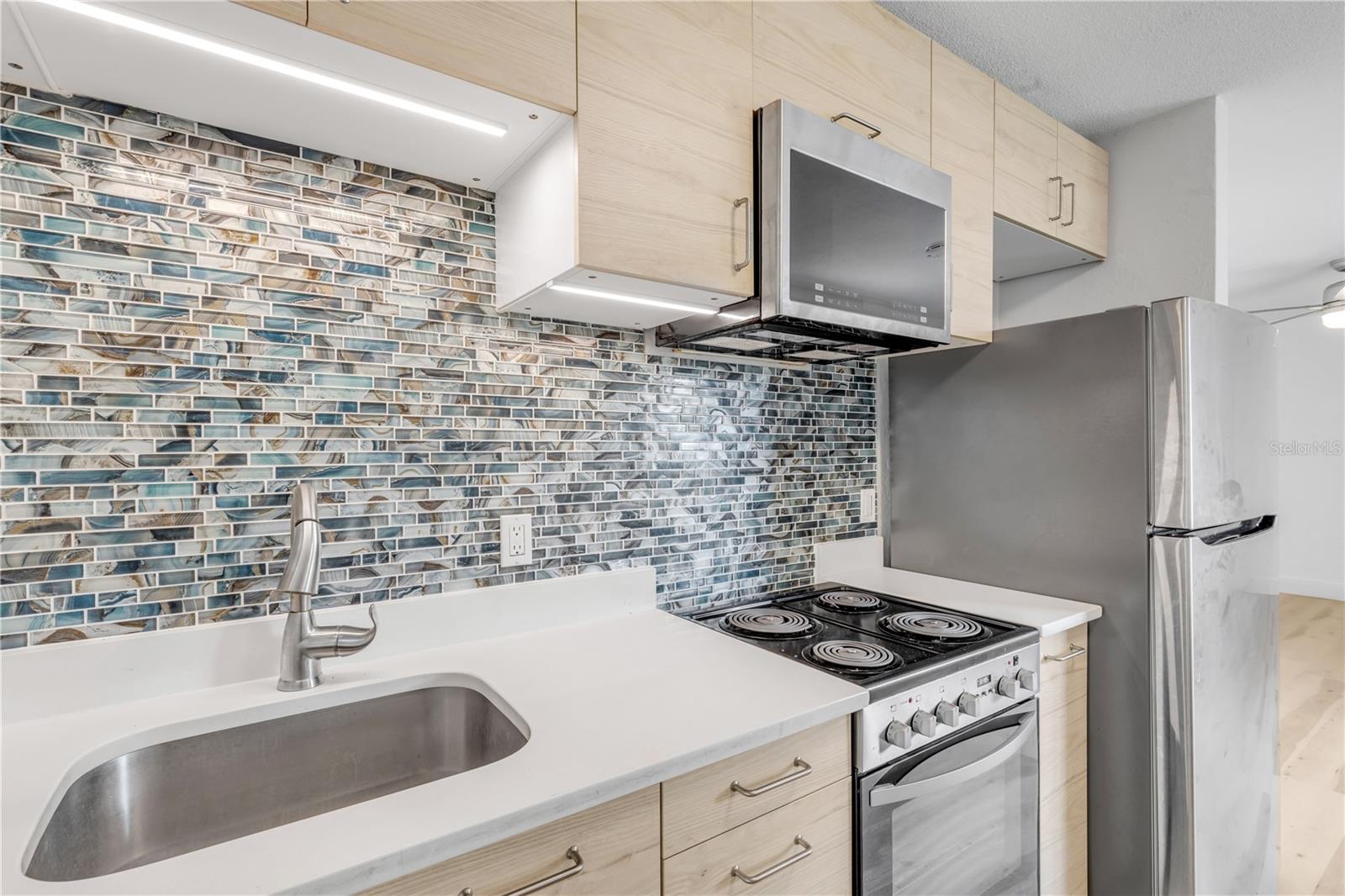 Image 21 of 62 For 406 Cedar Avenue