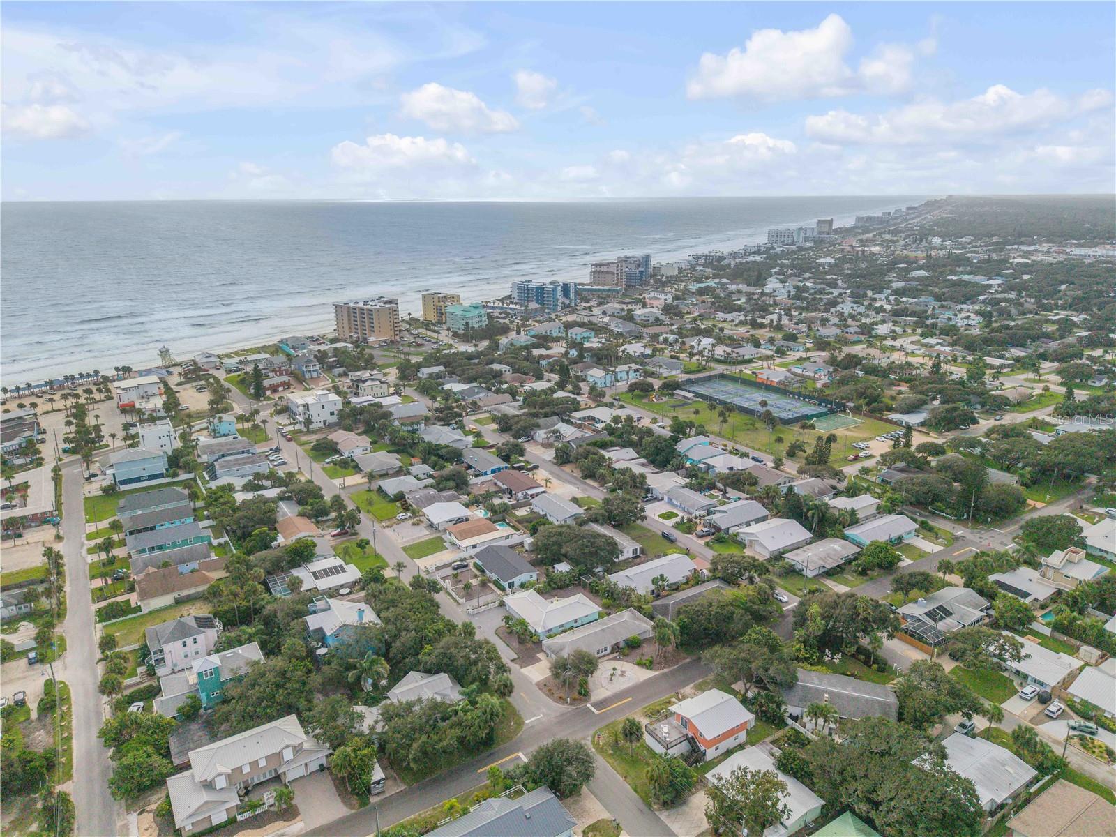 Image 45 of 62 For 406 Cedar Avenue