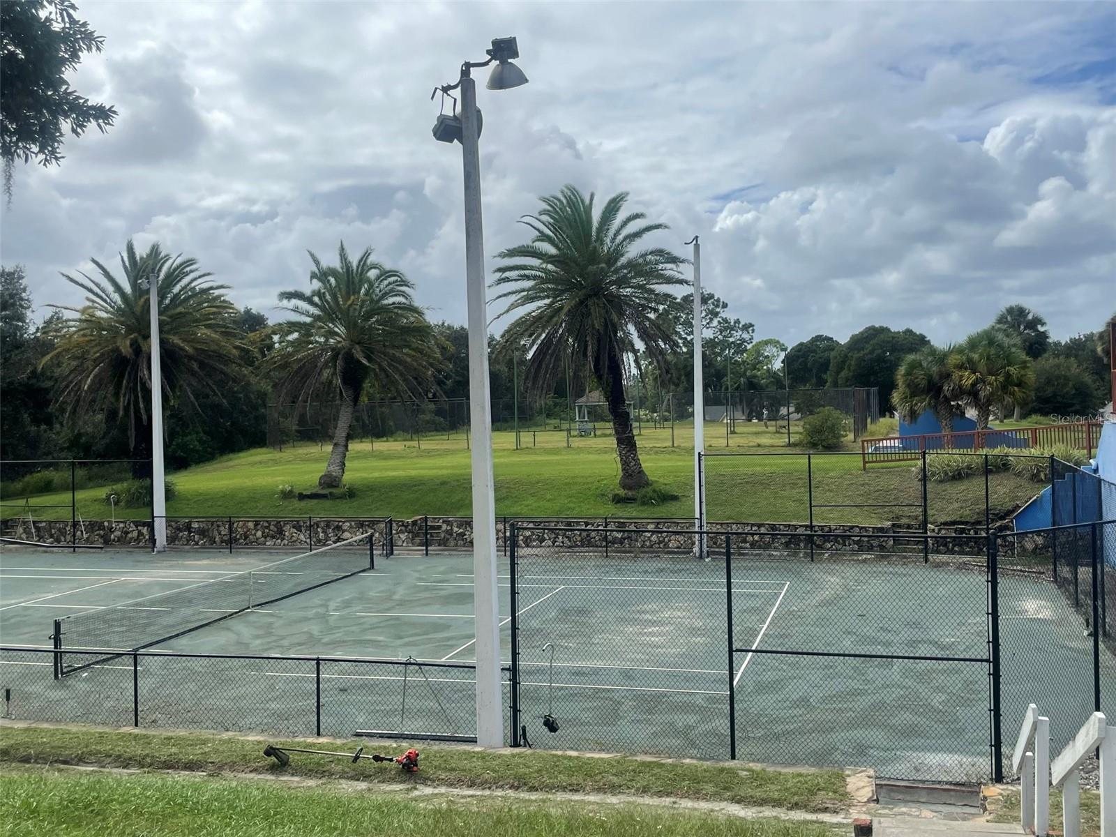 Image 34 of 37 For 144 Grebe Court