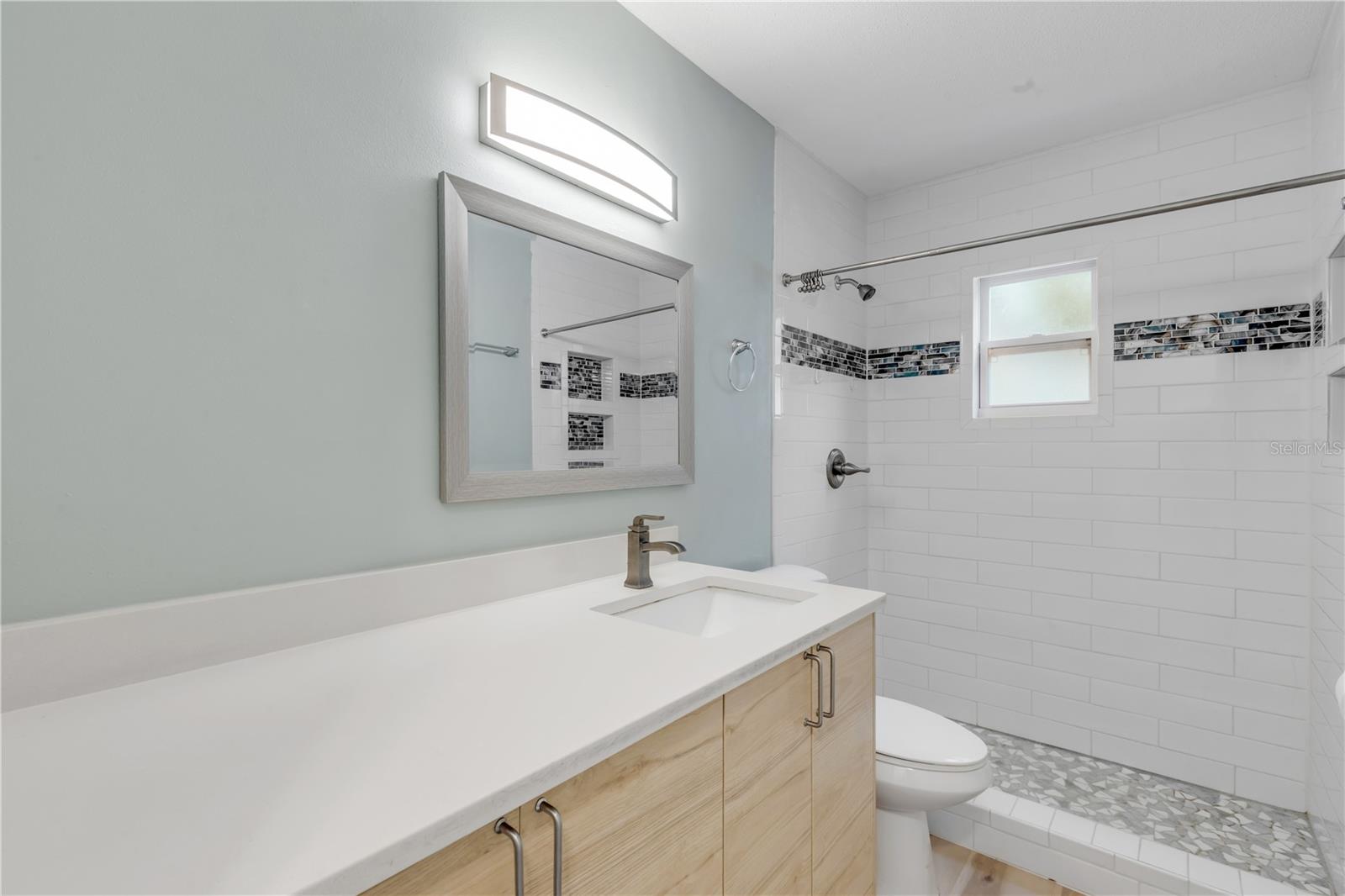 Image 30 of 50 For 410 Cedar Avenue