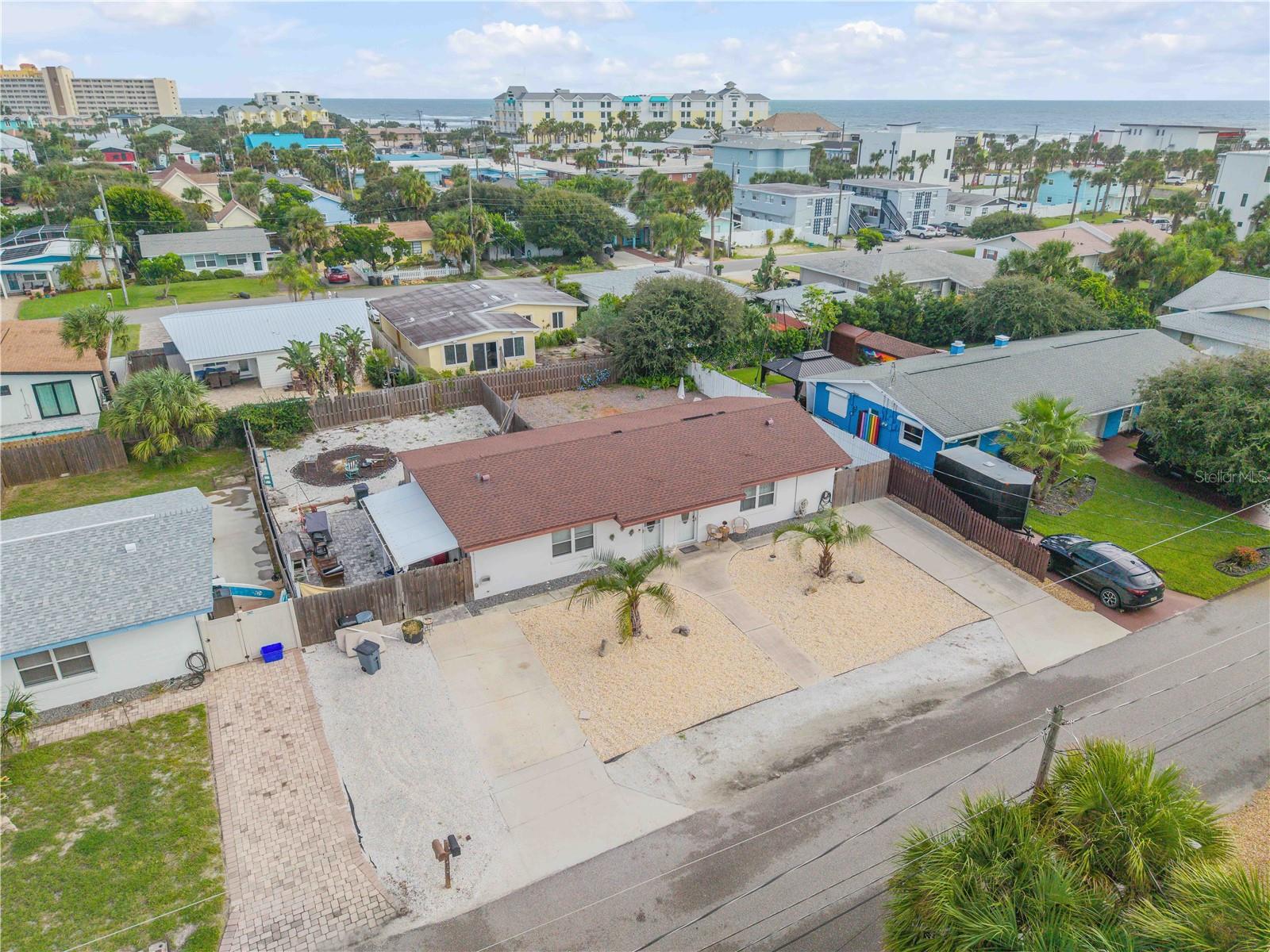 Image 4 of 50 For 410 Cedar Avenue