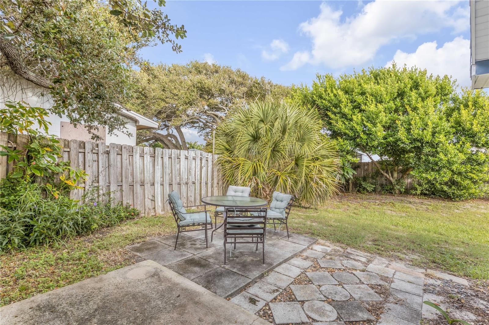 Image 43 of 50 For 410 Cedar Avenue