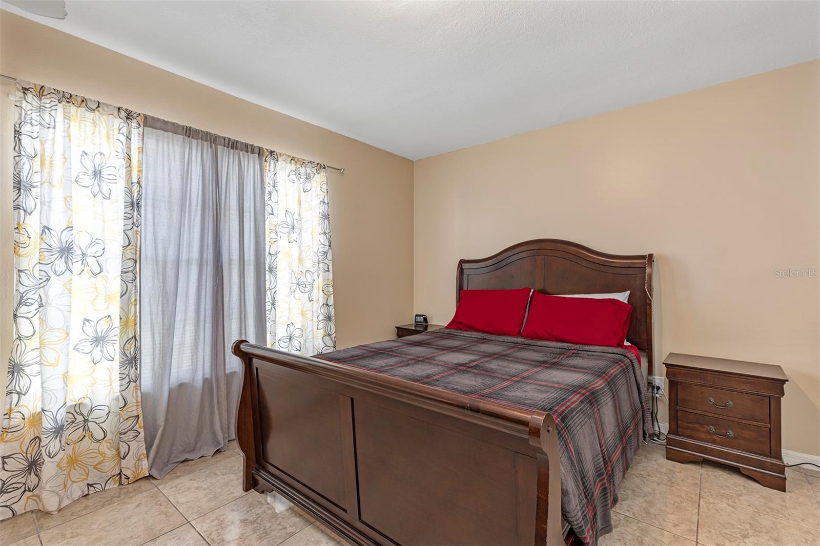 Image 26 of 31 For 819 Nelson Drive