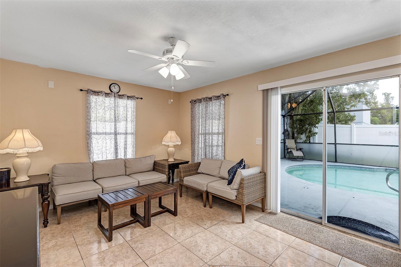 Image 4 of 31 For 819 Nelson Drive