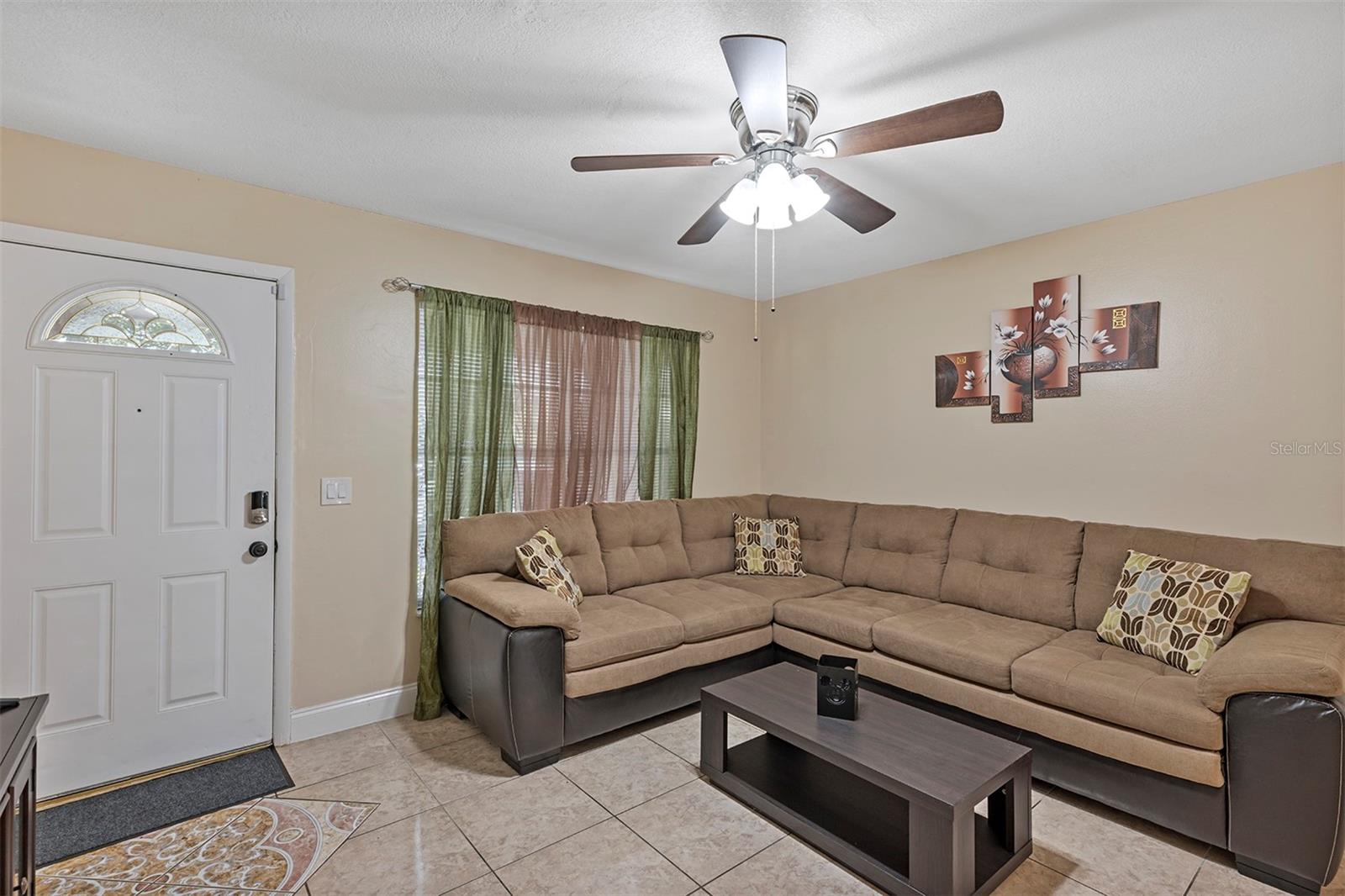 Image 7 of 31 For 819 Nelson Drive