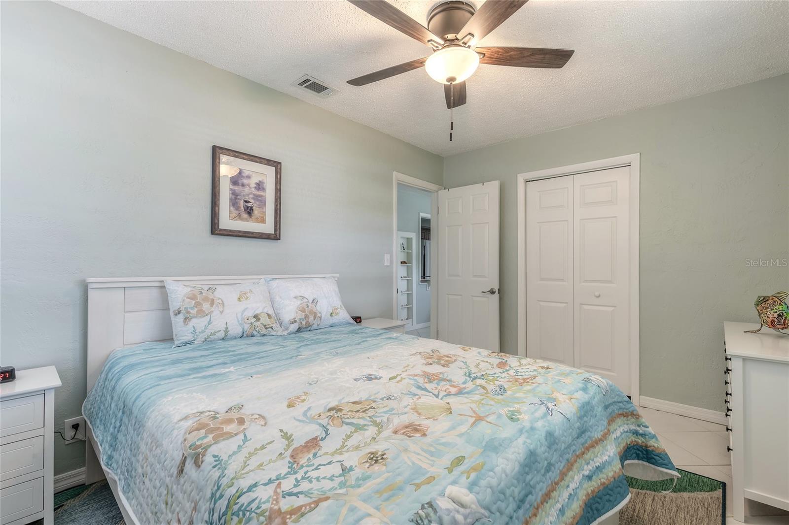 Image 18 of 24 For 822 12th Avenue