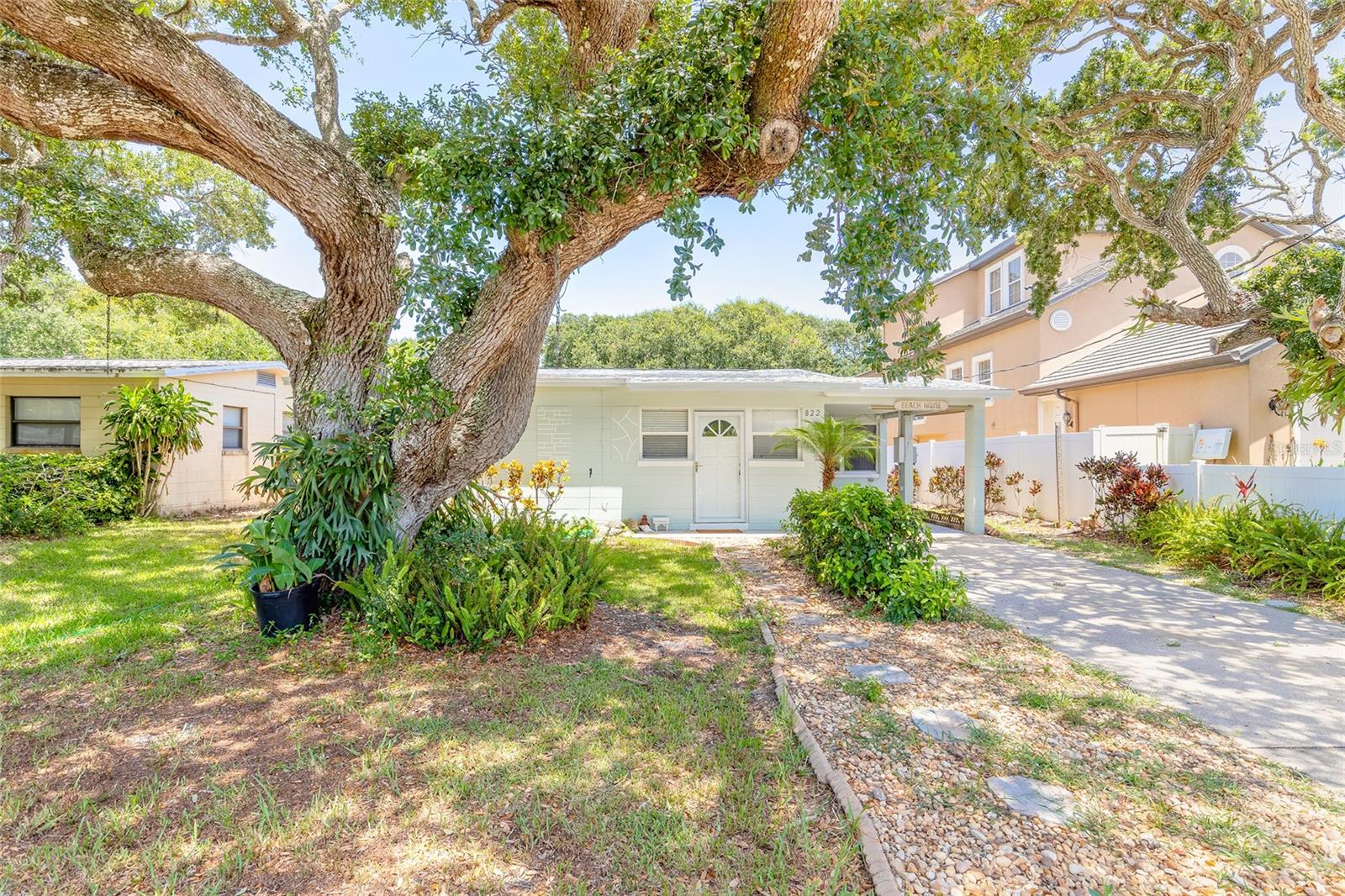 Image 2 of 24 For 822 12th Avenue