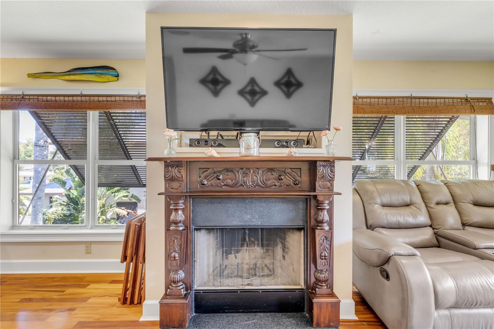 Image 16 of 94 For 215 Randle Avenue