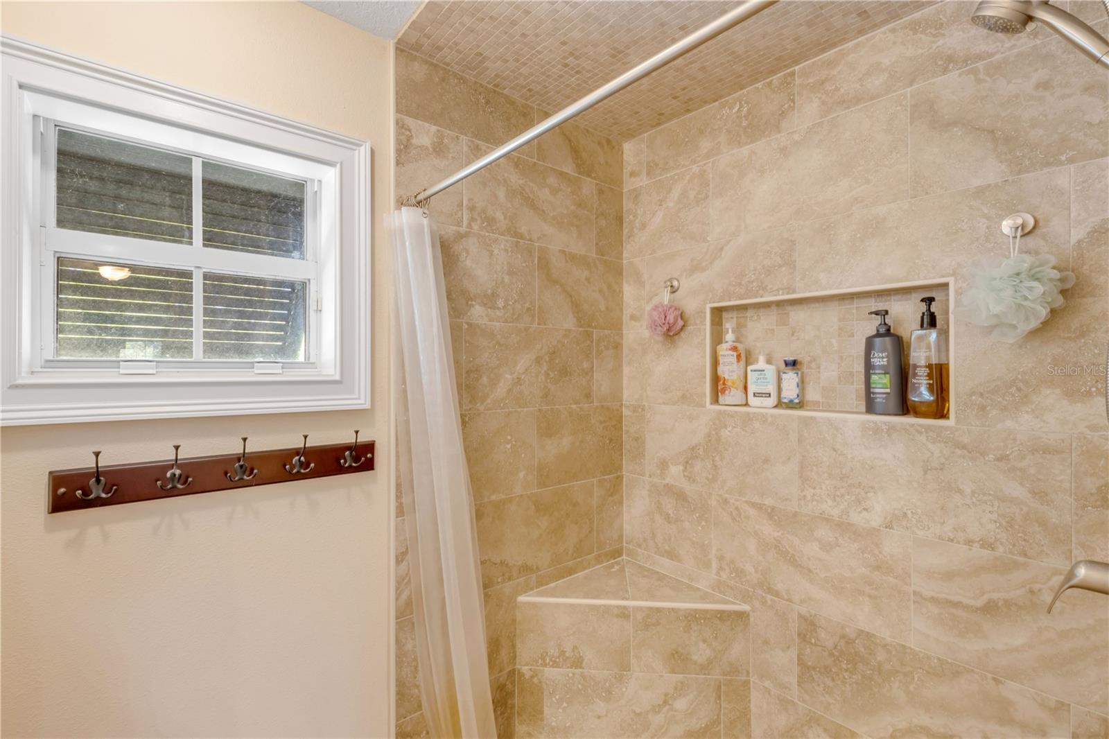 Image 40 of 94 For 215 Randle Avenue