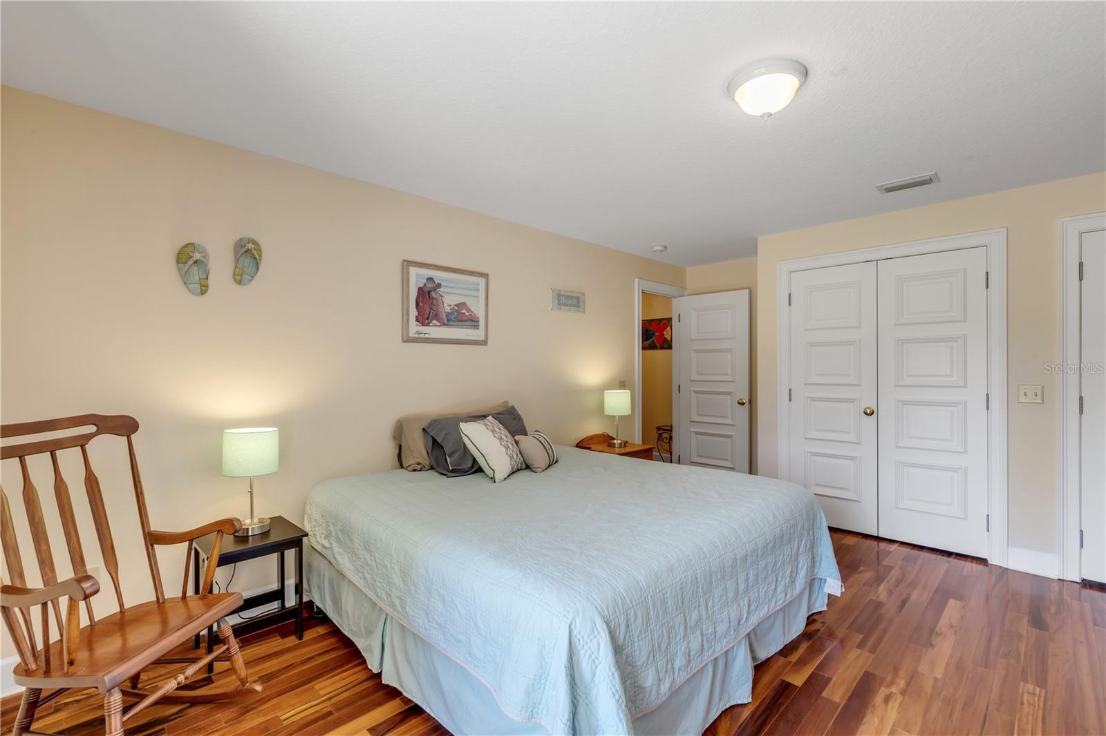 Image 46 of 94 For 215 Randle Avenue
