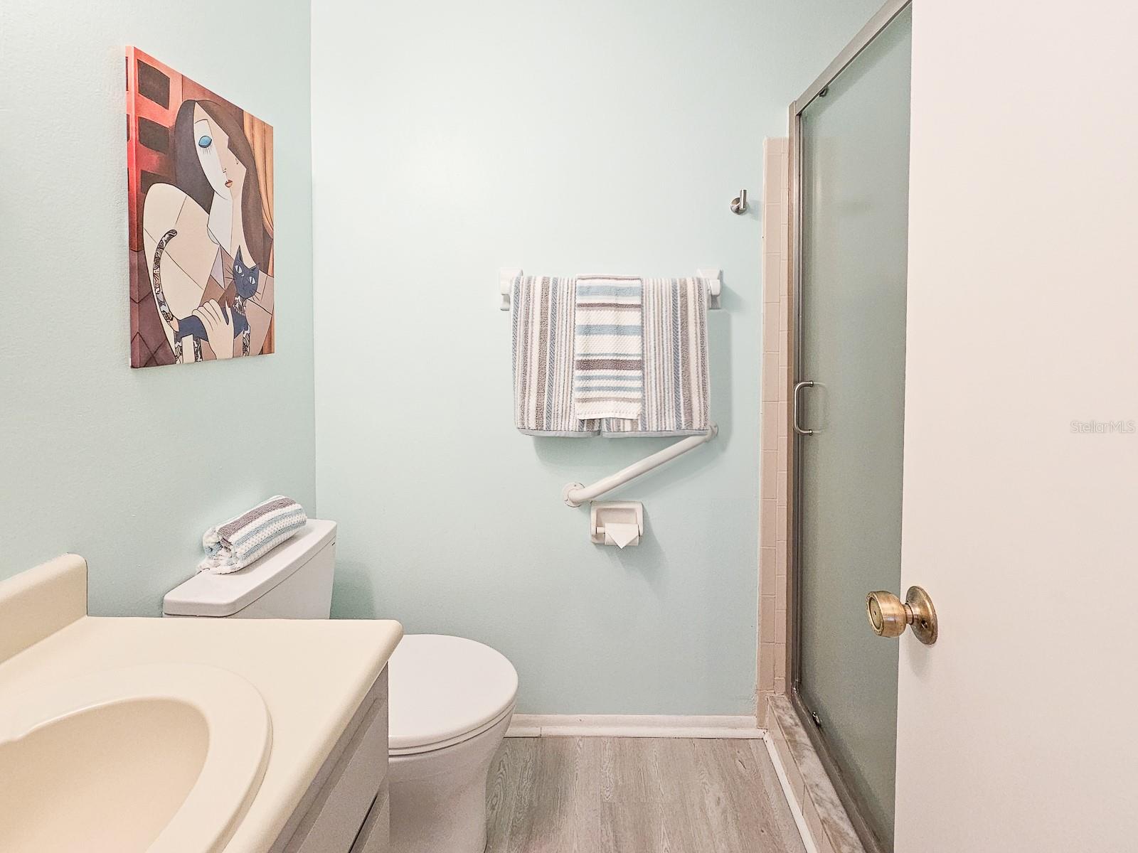 Image 19 of 45 For 118 Lagoon Court