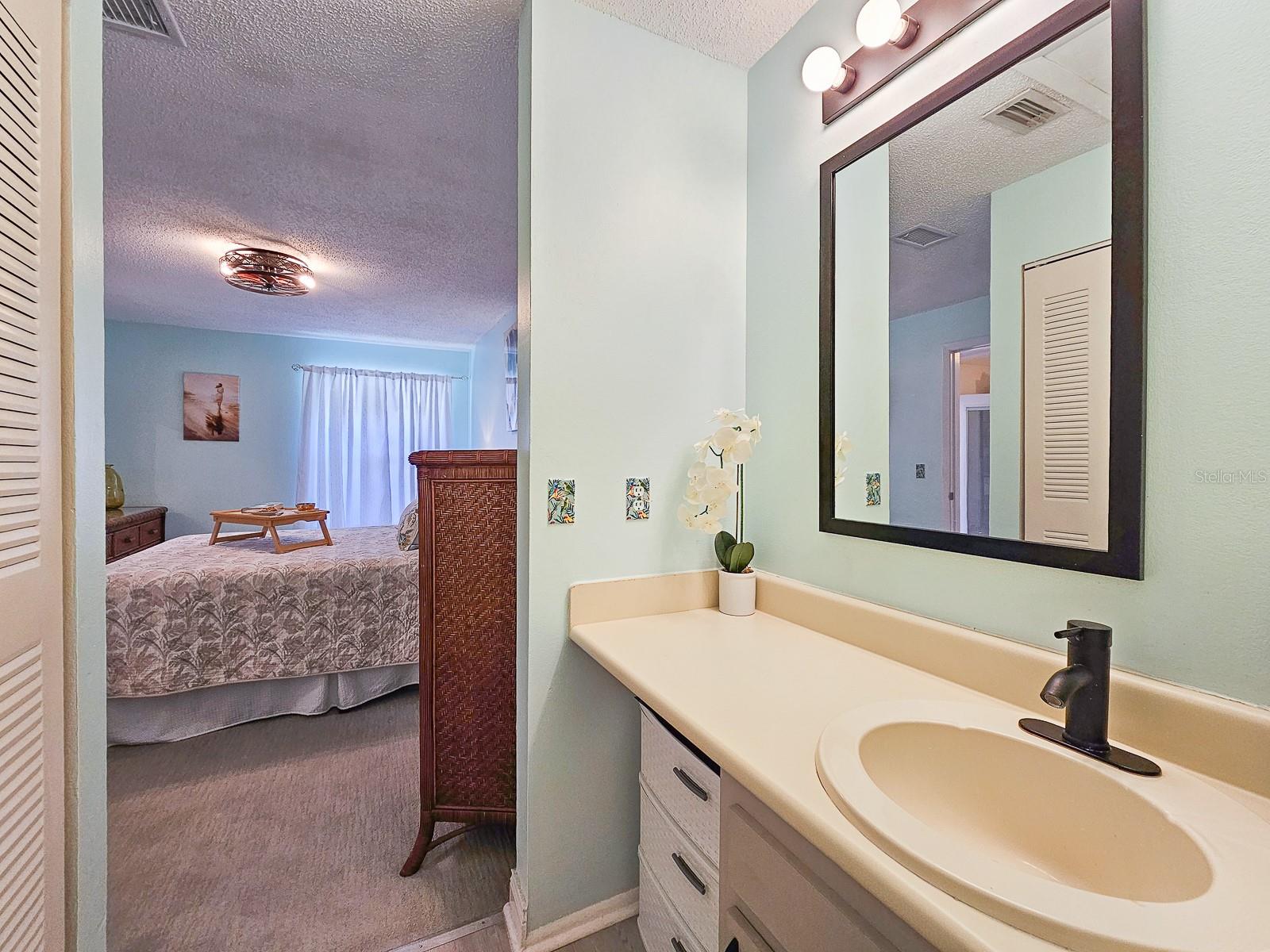 Image 20 of 45 For 118 Lagoon Court