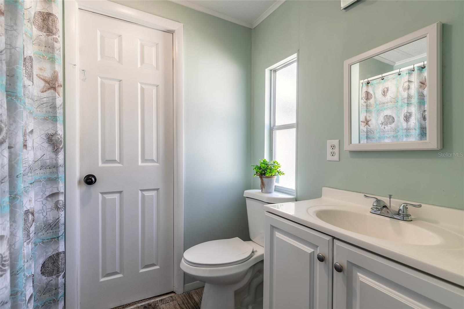 Image 10 of 41 For 760 Rolling Hills Drive