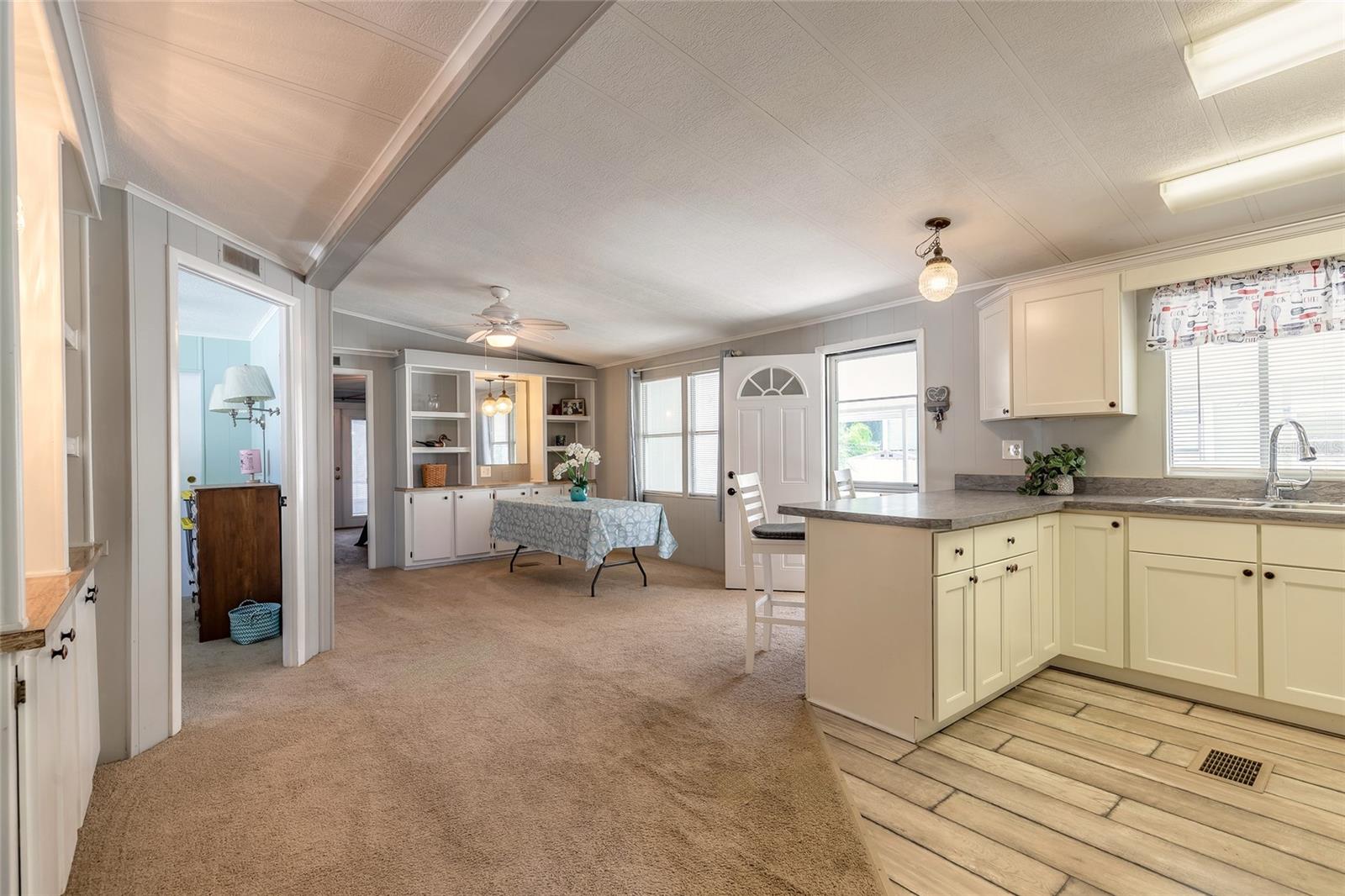 Image 16 of 41 For 760 Rolling Hills Drive