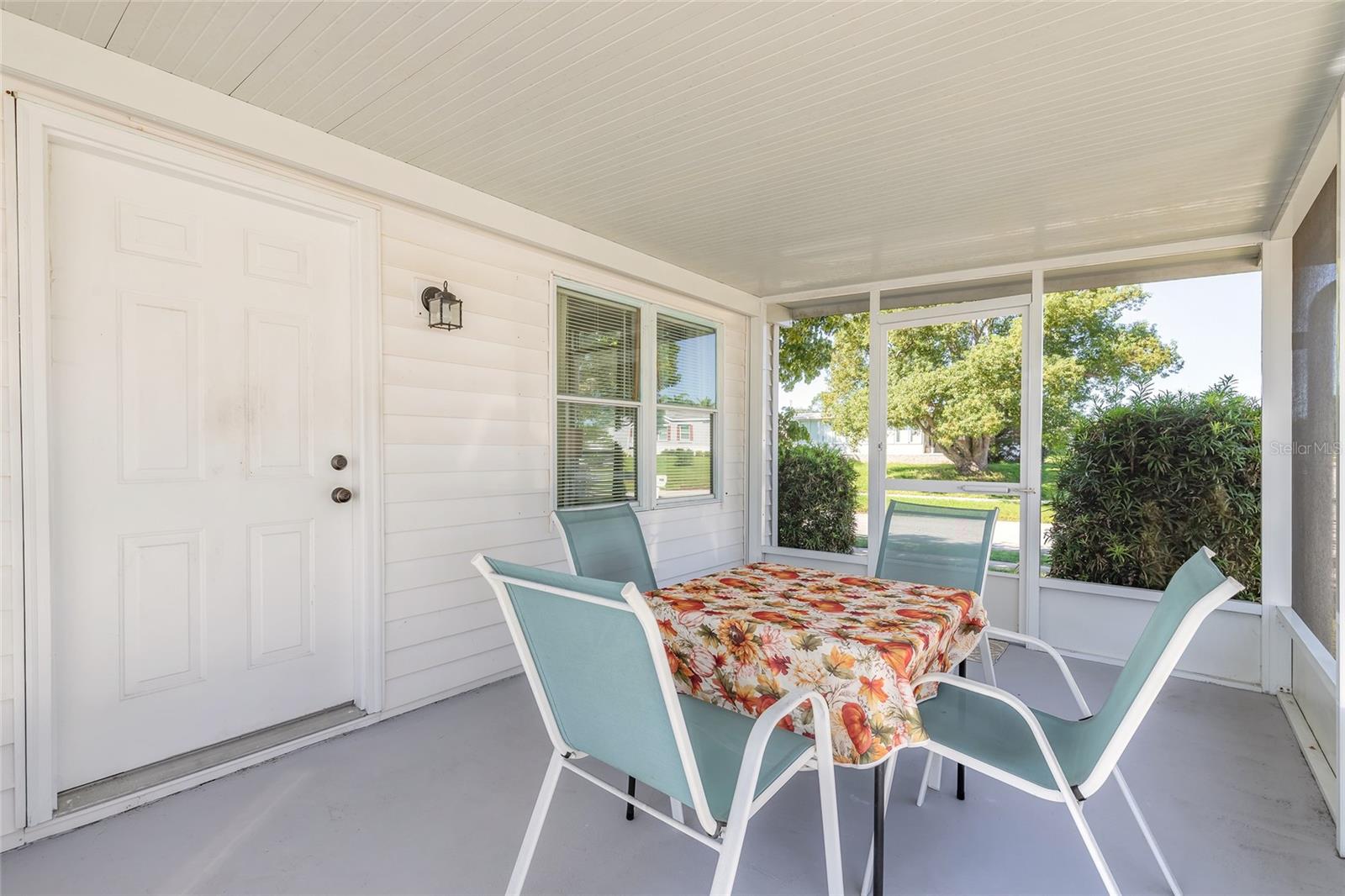 Image 27 of 41 For 760 Rolling Hills Drive