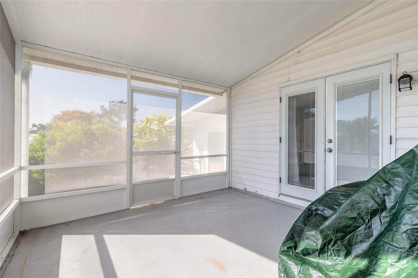 Image 29 of 41 For 760 Rolling Hills Drive