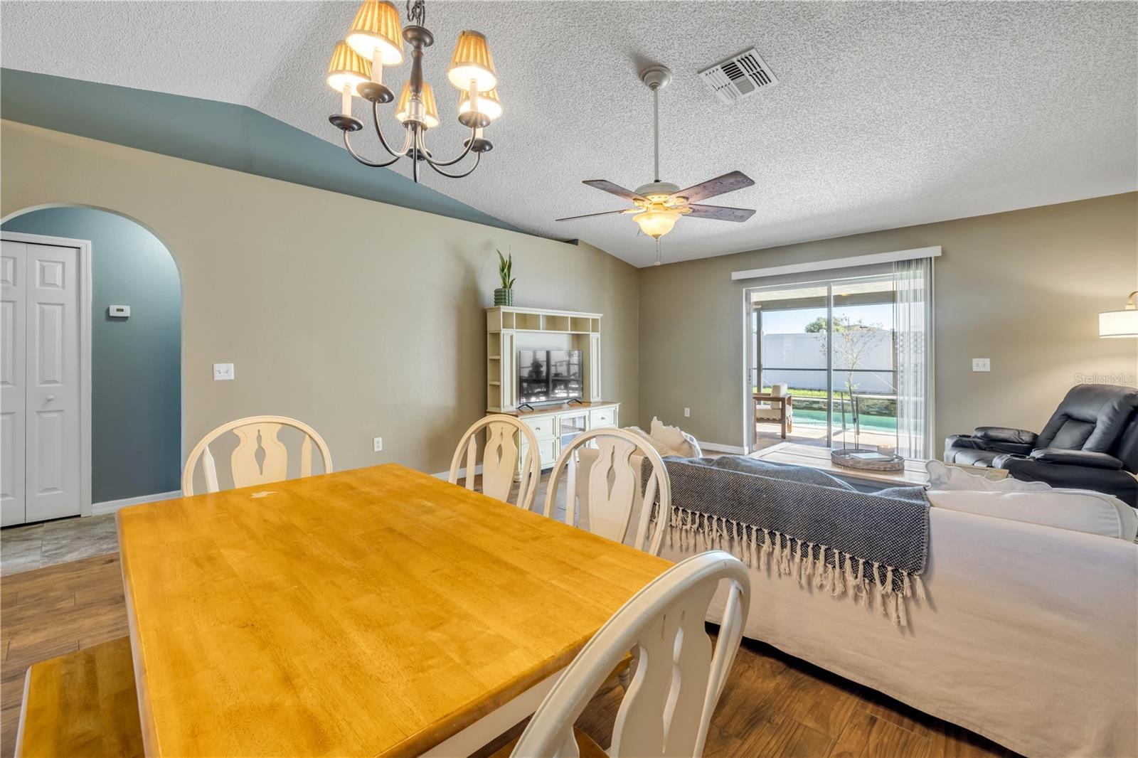 Image 12 of 47 For 3439 Arabesque Drive