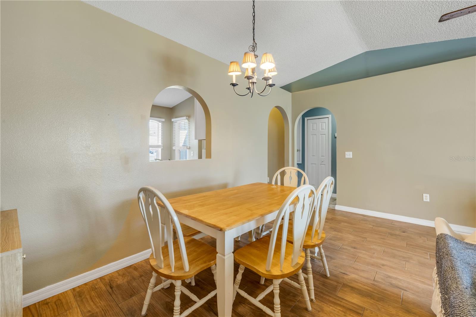 Image 13 of 47 For 3439 Arabesque Drive