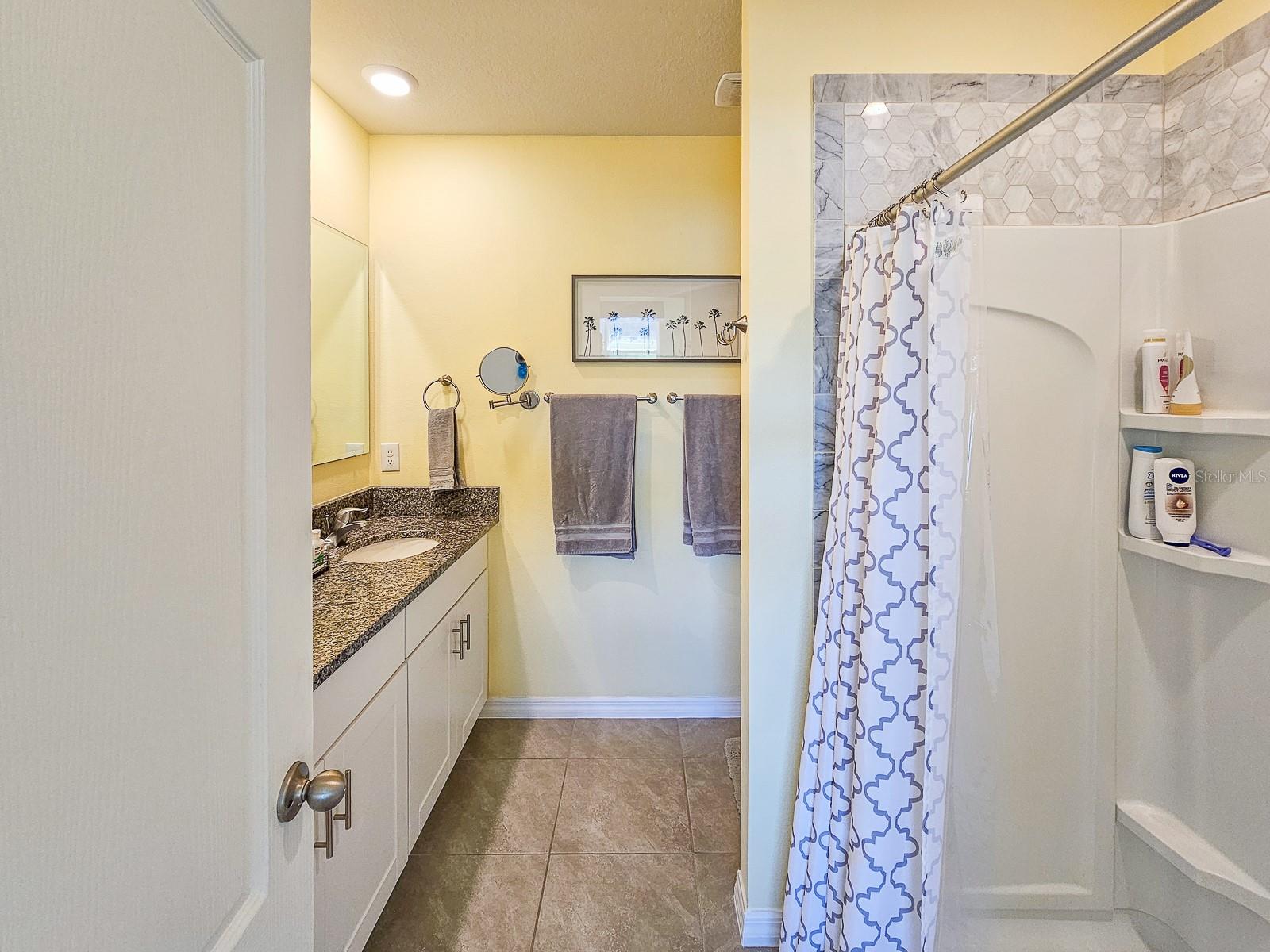 Image 21 of 43 For 3106 Borassus Drive