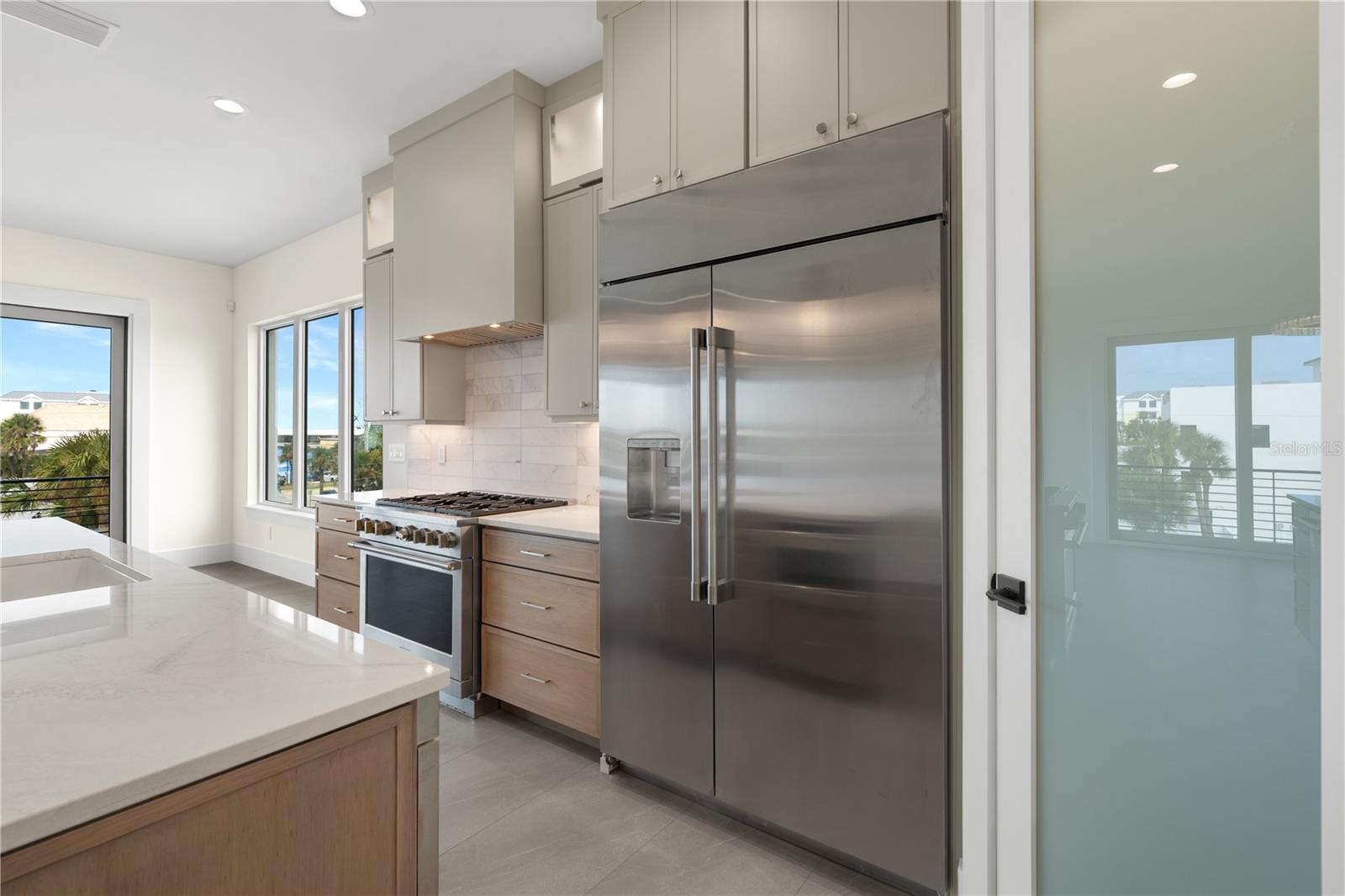 Image 89 of 100 For 427 Columbus Avenue