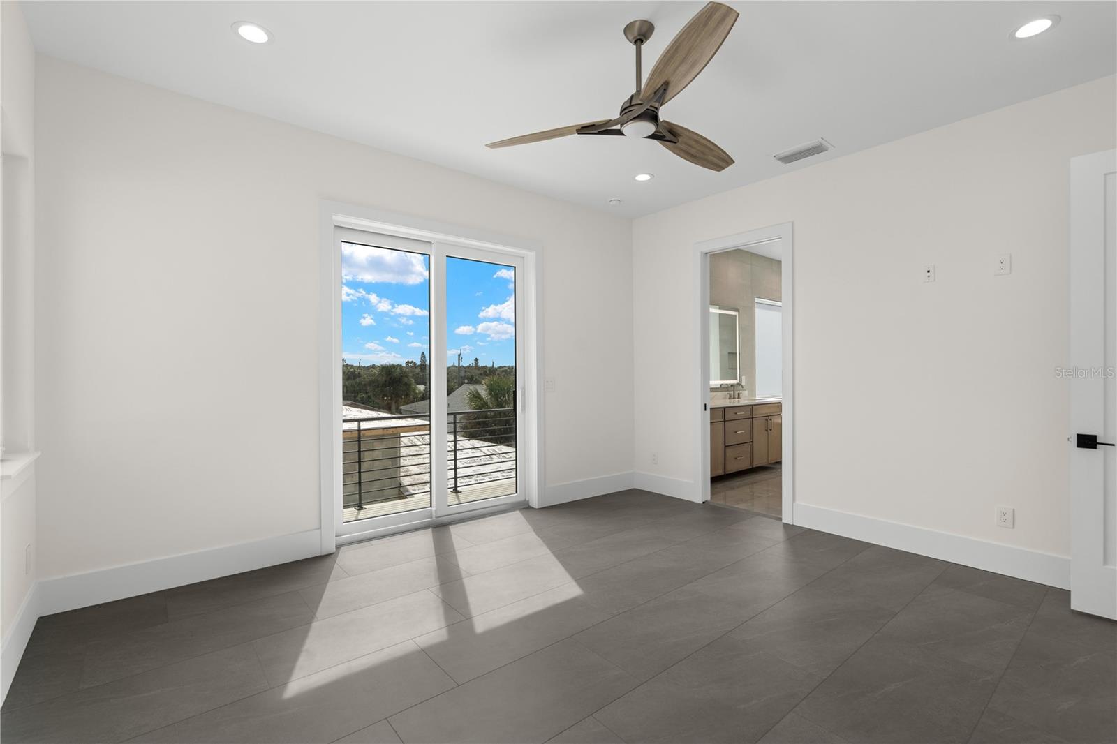 Image 92 of 100 For 427 Columbus Avenue