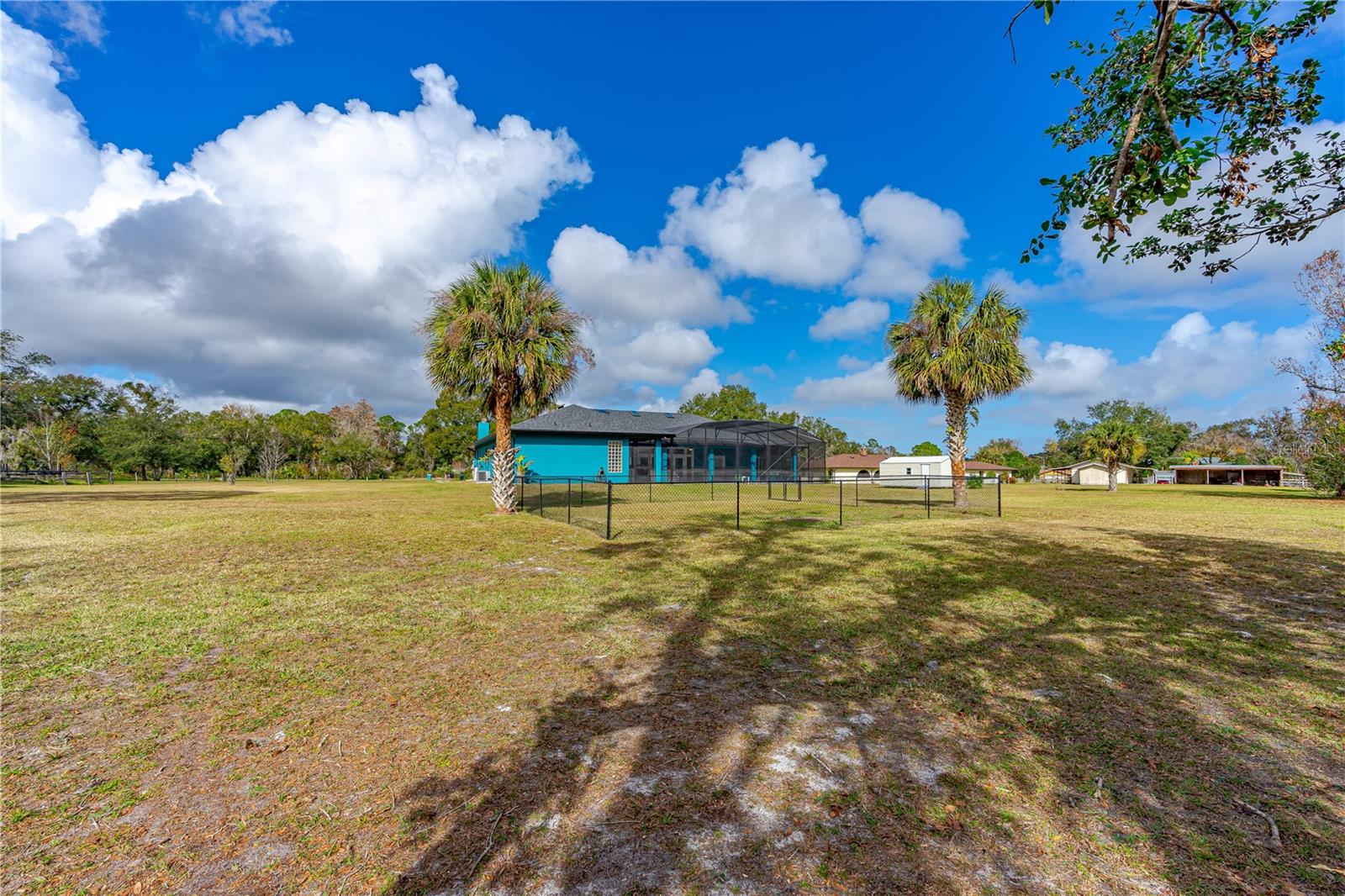 Image 5 of 58 For 1975 Spruce Creek Circle N
