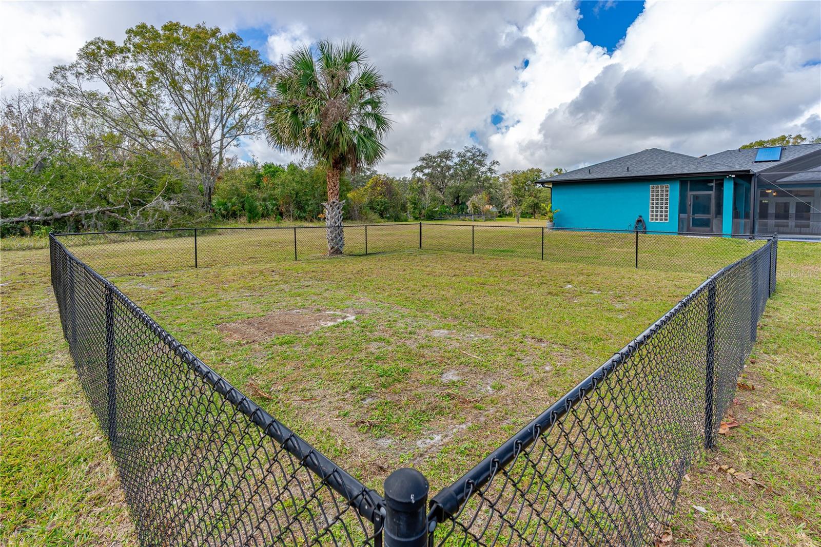 Image 8 of 58 For 1975 Spruce Creek Circle N