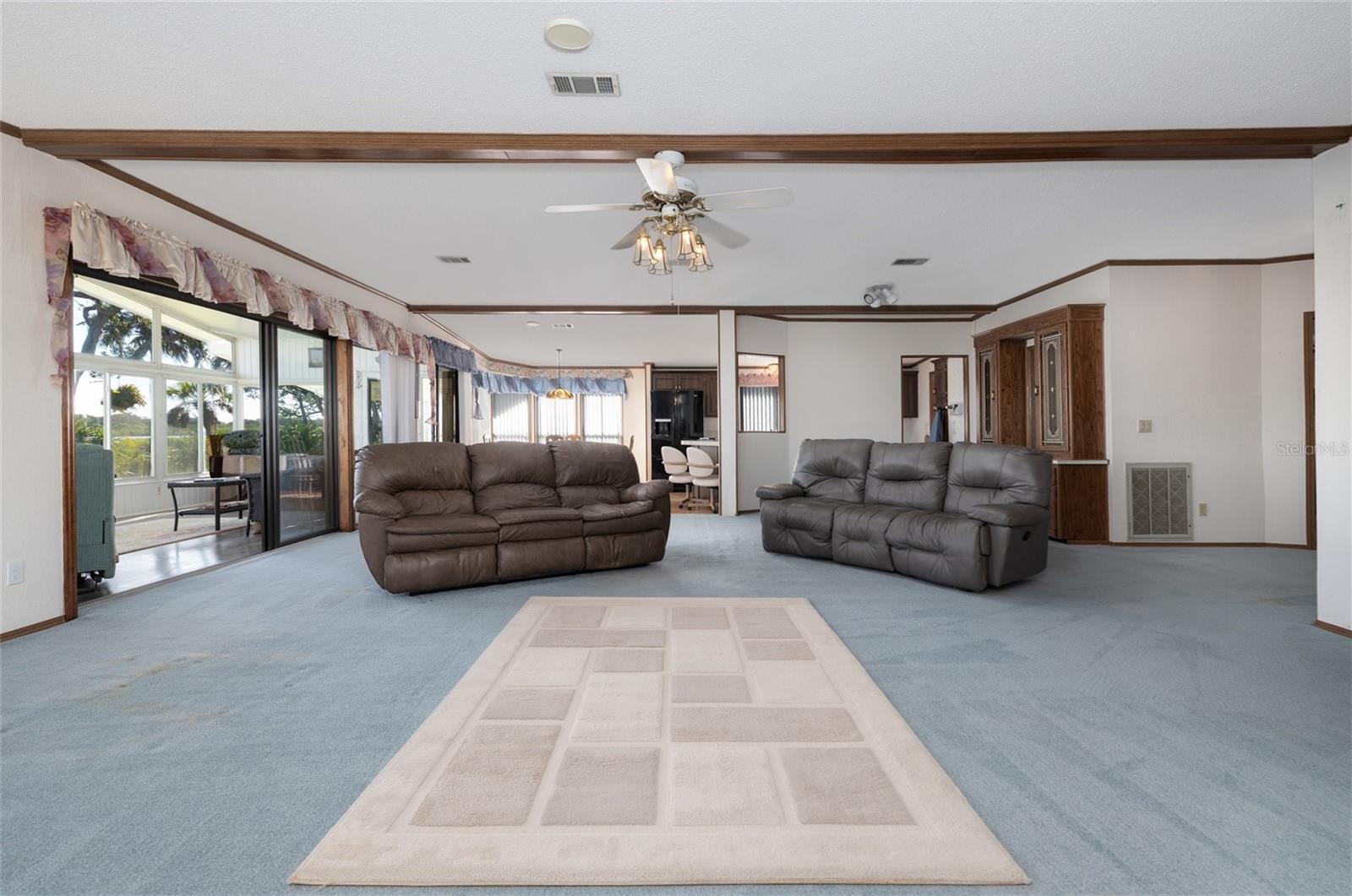 Image 13 of 37 For 731 Navigators Way