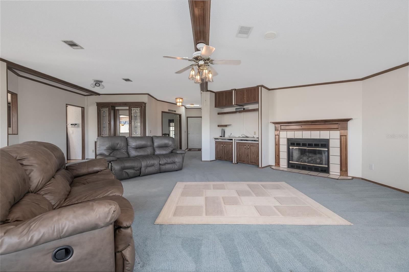 Image 14 of 37 For 731 Navigators Way