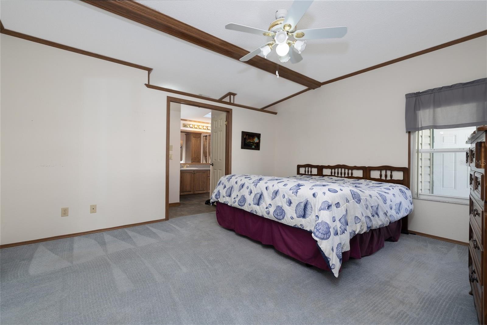 Image 22 of 37 For 731 Navigators Way