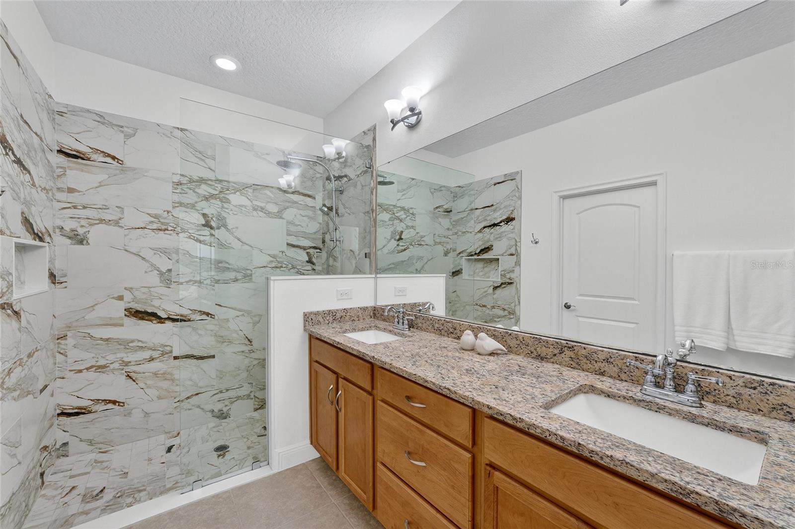 Image 19 of 44 For 5603 Estero Loop