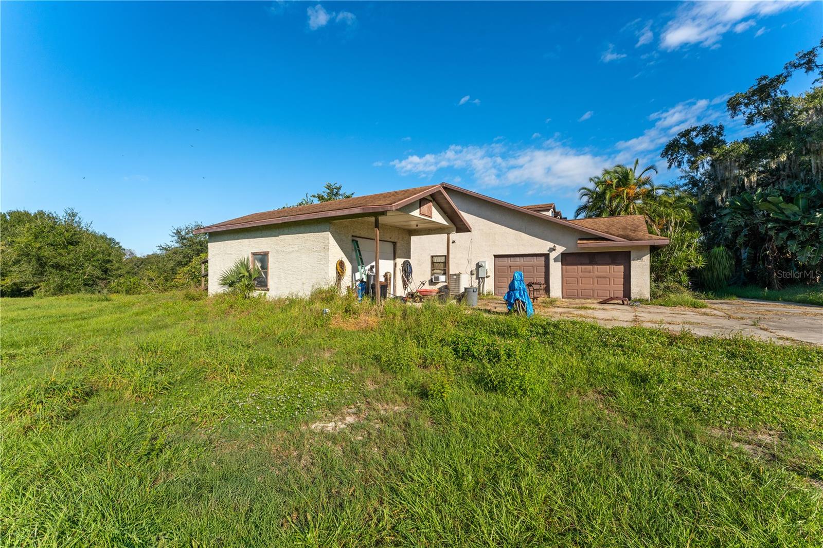 Image 12 of 13 For 2342 Singleton Avenue